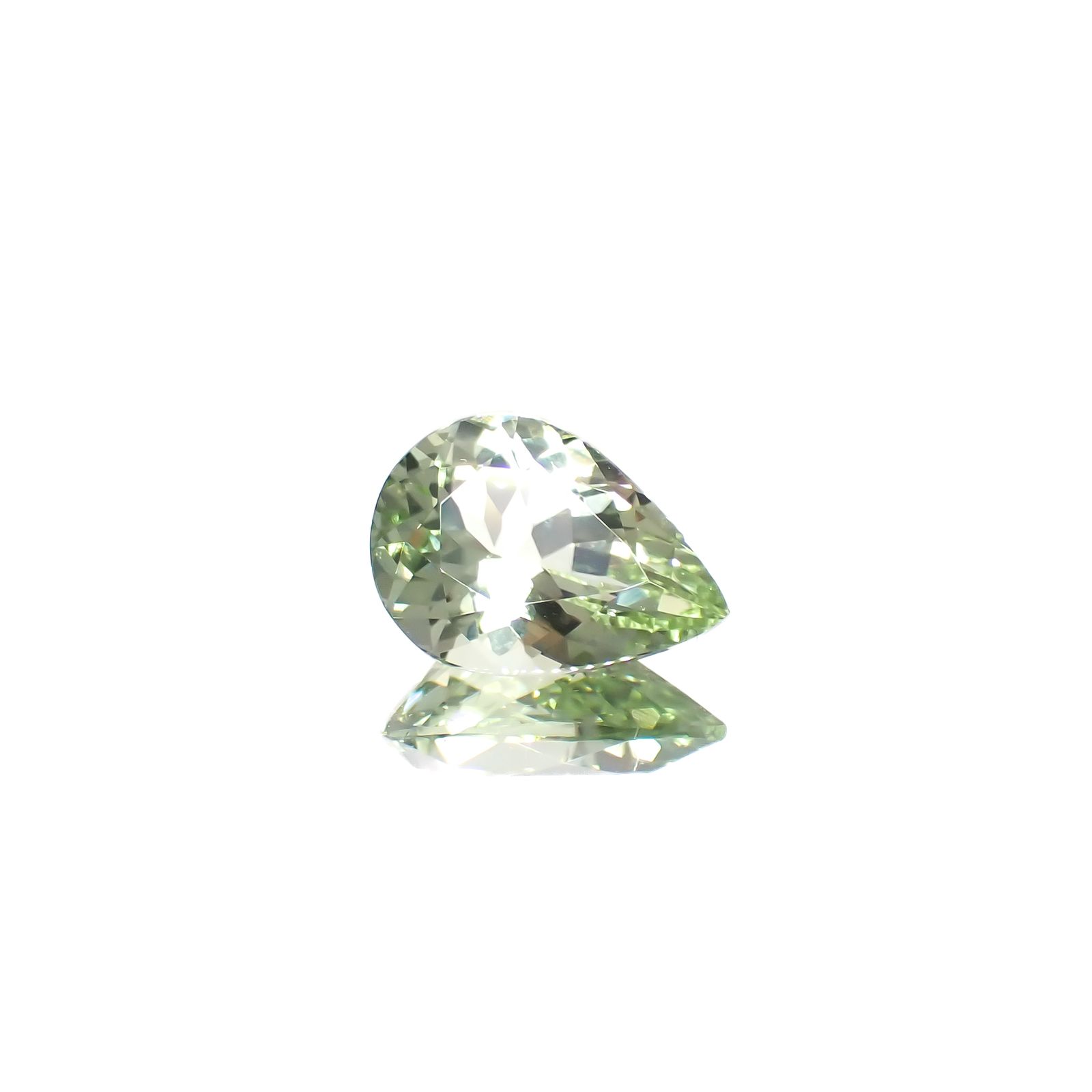 グリーントルマリン(宝石名トルマリン)ナイジェリア産 1.68ct 識別済[240628121]9.7x7mm前後