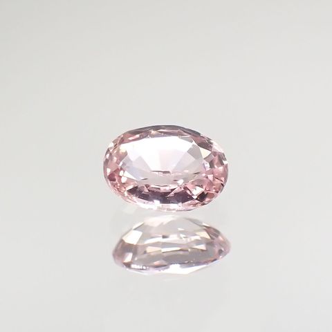ピンクサファイア(宝石名ピンク・サファイア) マダガスカル/スリランカ産 0.48ct 識別済[210712553]5.1×4mm前後