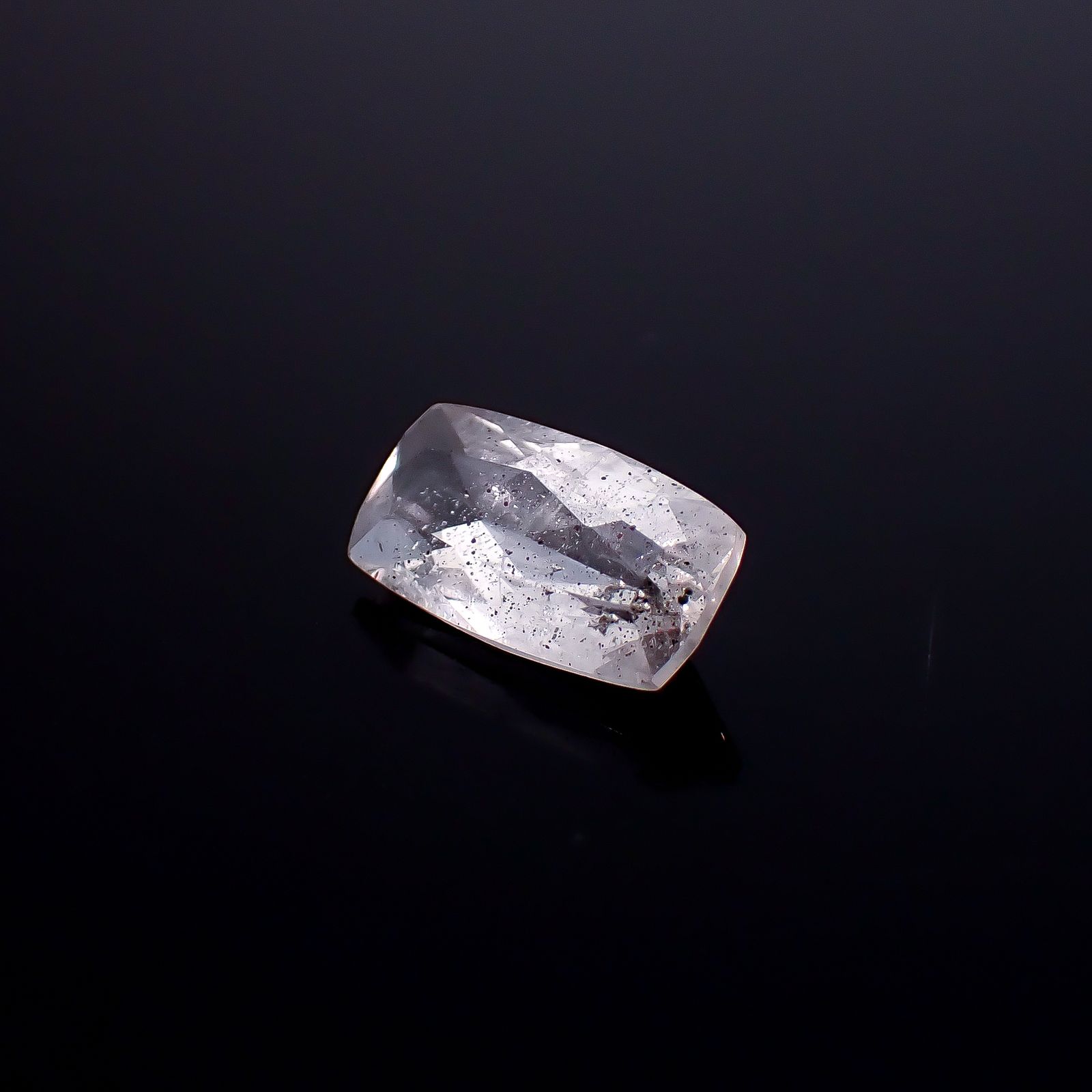 ティンカーベルクォーツ ブラジル産 2.47ct / 12.4x6.5mm前後 [260932867]