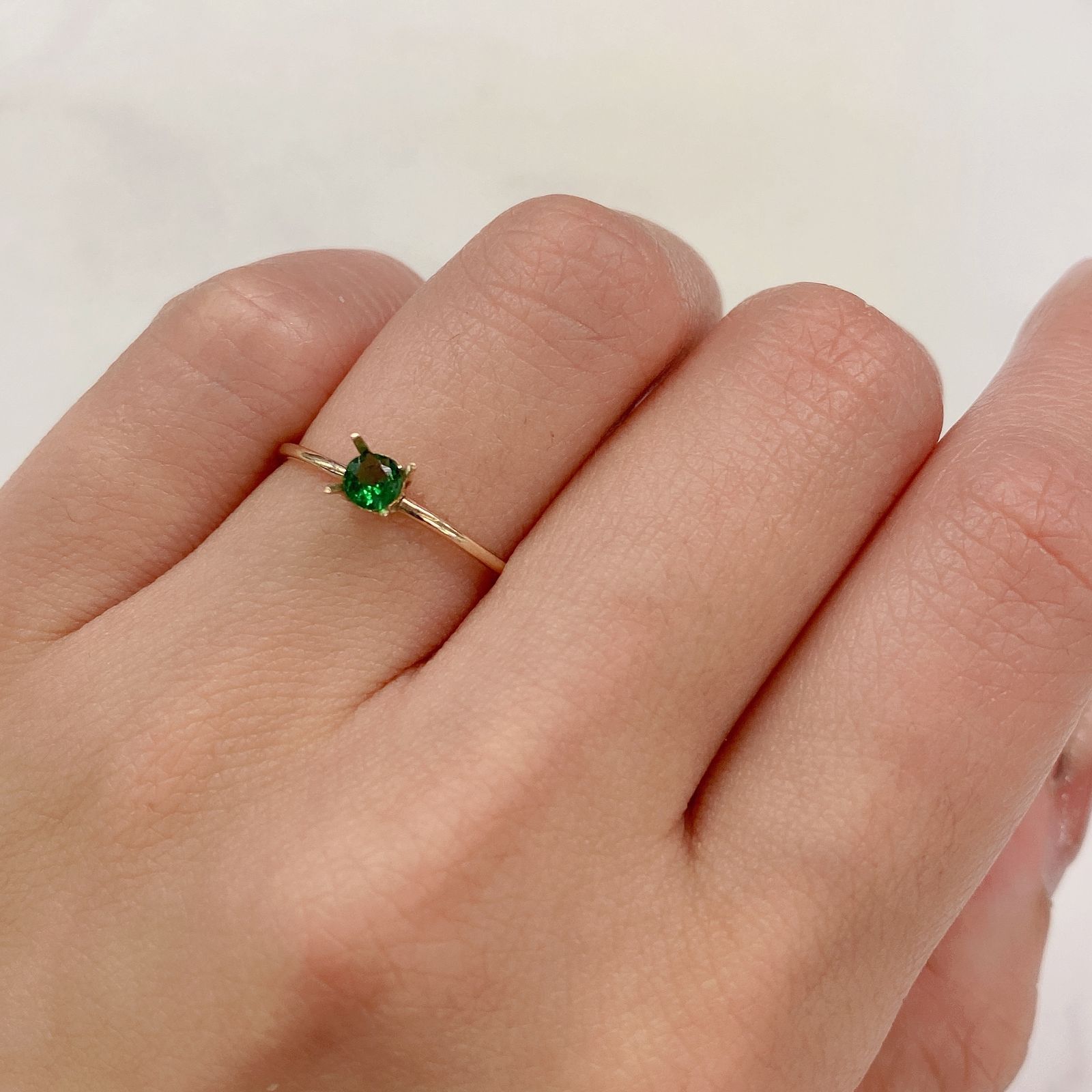 ツァボライト(宝石名グリーン グロッシュラー・ガーネット) タンザニア産 0.16ct 識別済[20095725]3.5×3.5mm前後
