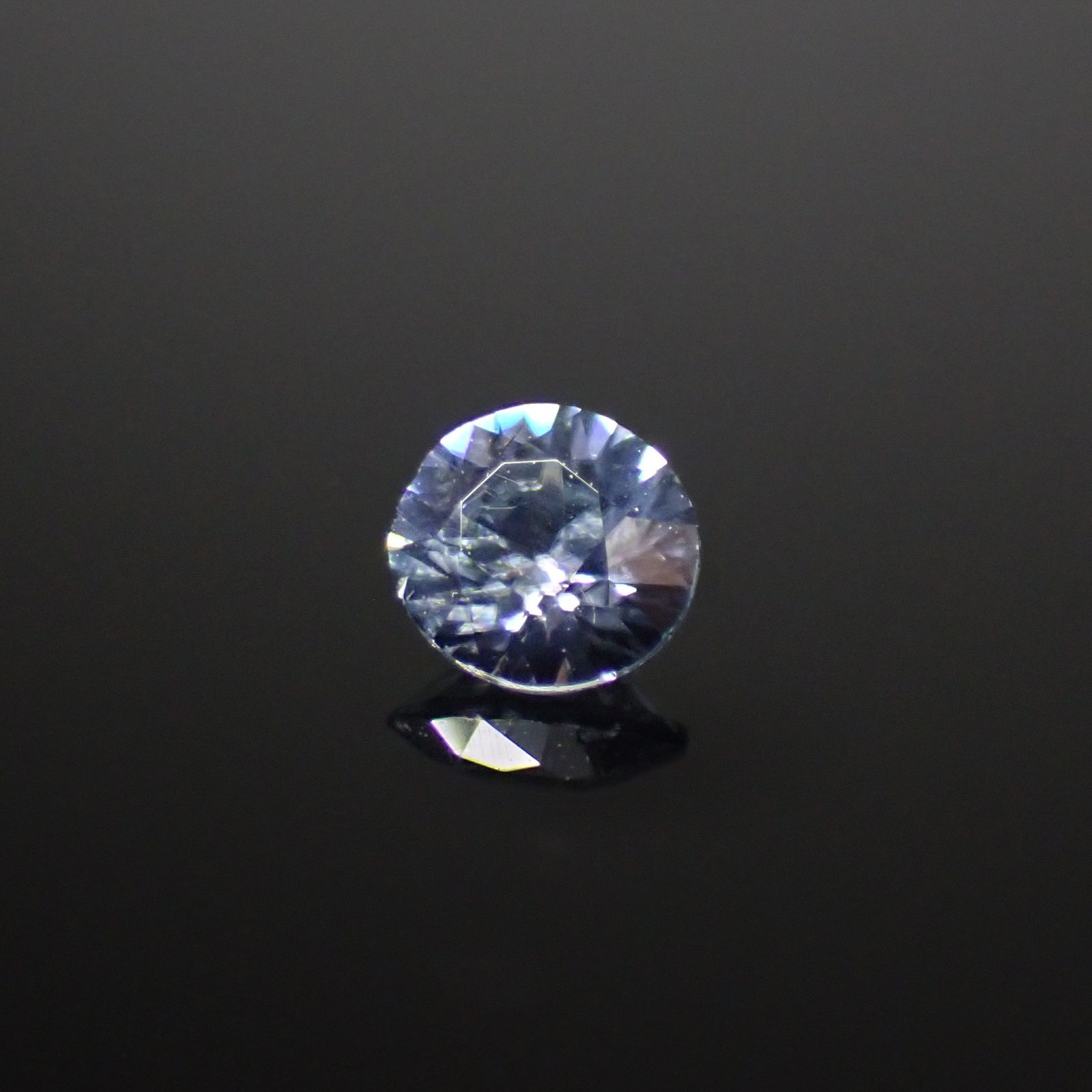 リバースカラーチェンジジルコン ミャンマー・モゴック産 0.25ct[240929175]3.7x3.6mm前後