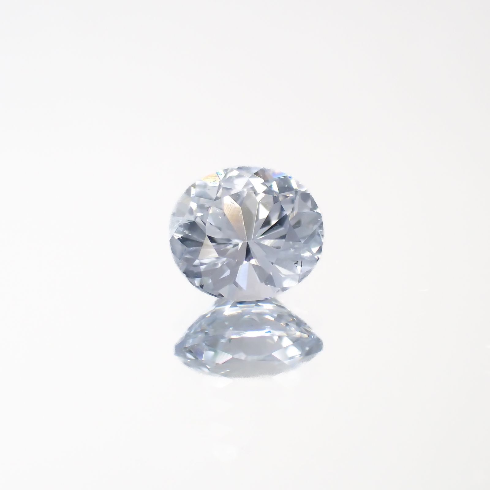 アイスブルーサファイア(宝石名サファイア)スリランカ/マダガスカル産 0.53ct 識別済[220918075]5x4.6mm前後