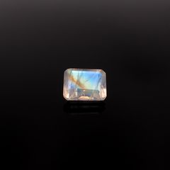 レインボームーンストーン インド・ビハール産 2.78ct / 9.5x7.6mm前後 [260431970]