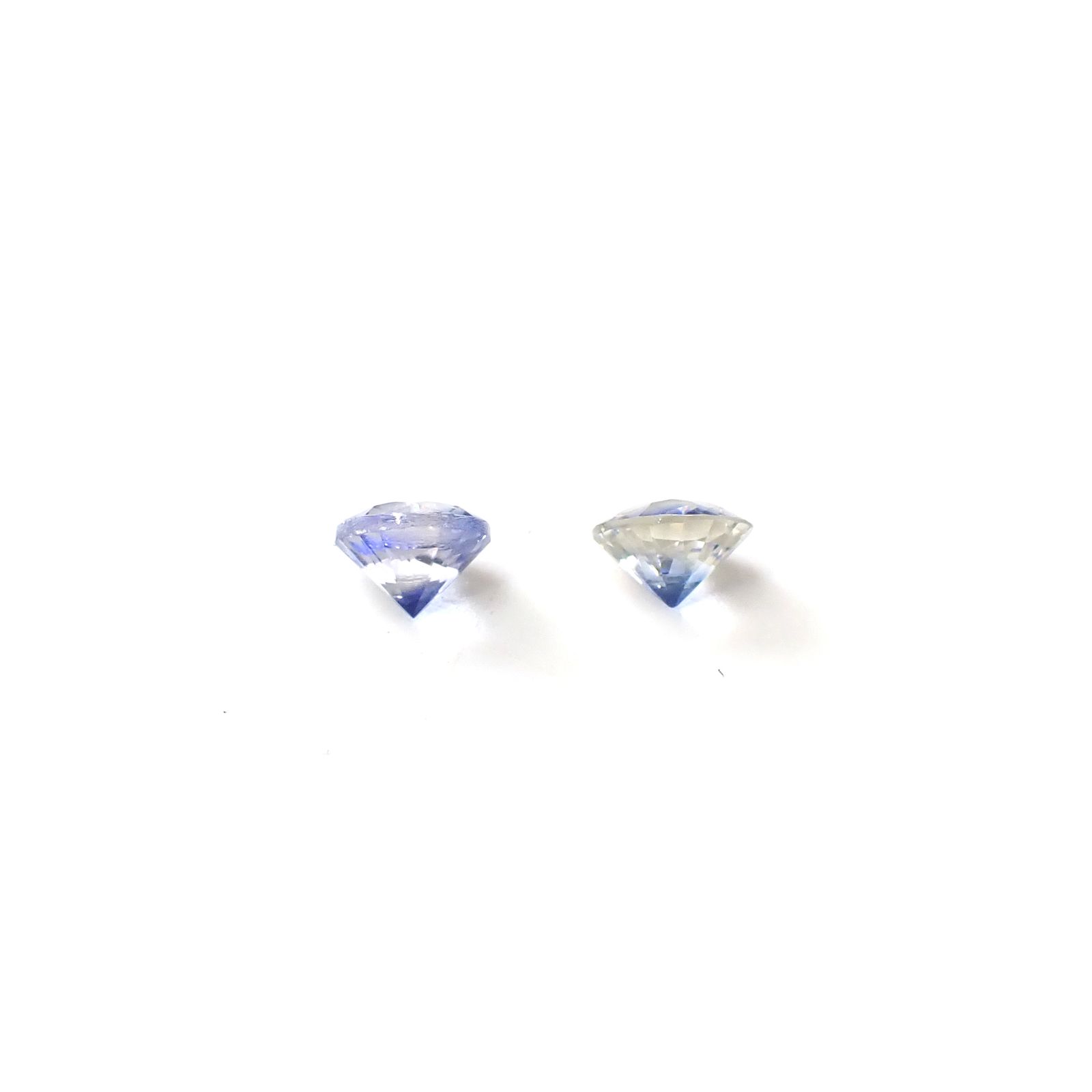 ◇ペアセット◇アイスブルーサファイア スリランカ/マダガスカル産 0.25ct(2pcs合計) [250830989]2.9x2.9mm前後