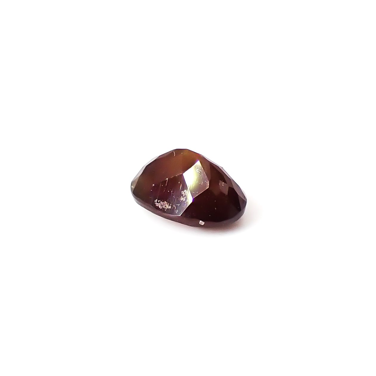 レインボーガーネット 日本・奈良県産 0.80ct / 6.4x4.4mm前後 [260432090]