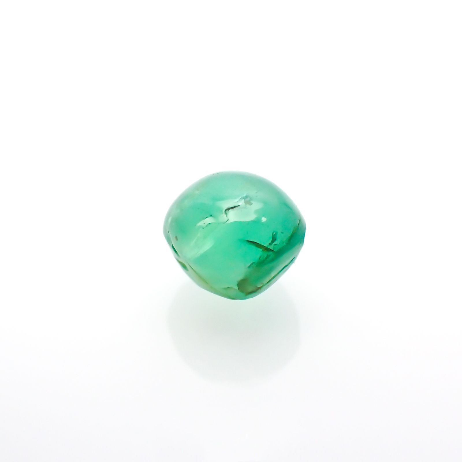 エメラルドキャッツアイ(宝石名エメラルド)コロンビア産 0.90ct 識別済[220115188]5.4x4.6mm前後