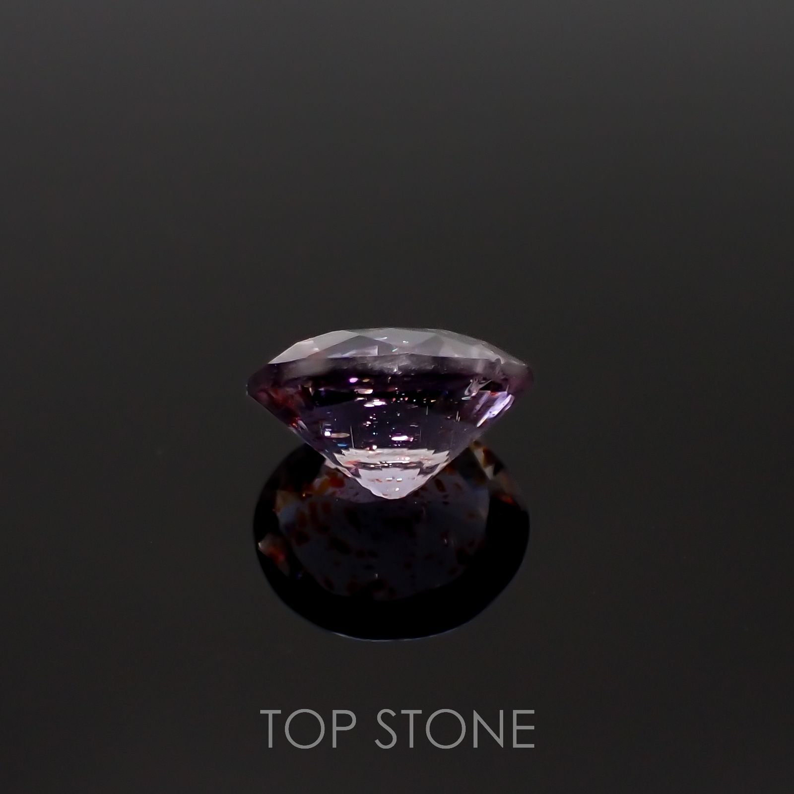 ブラッドショットアイオライト(宝石名ブラッドショット・アイオライト)インド産 1.555ct ソ付(日独)[220918081]8.8x7.3mm前後