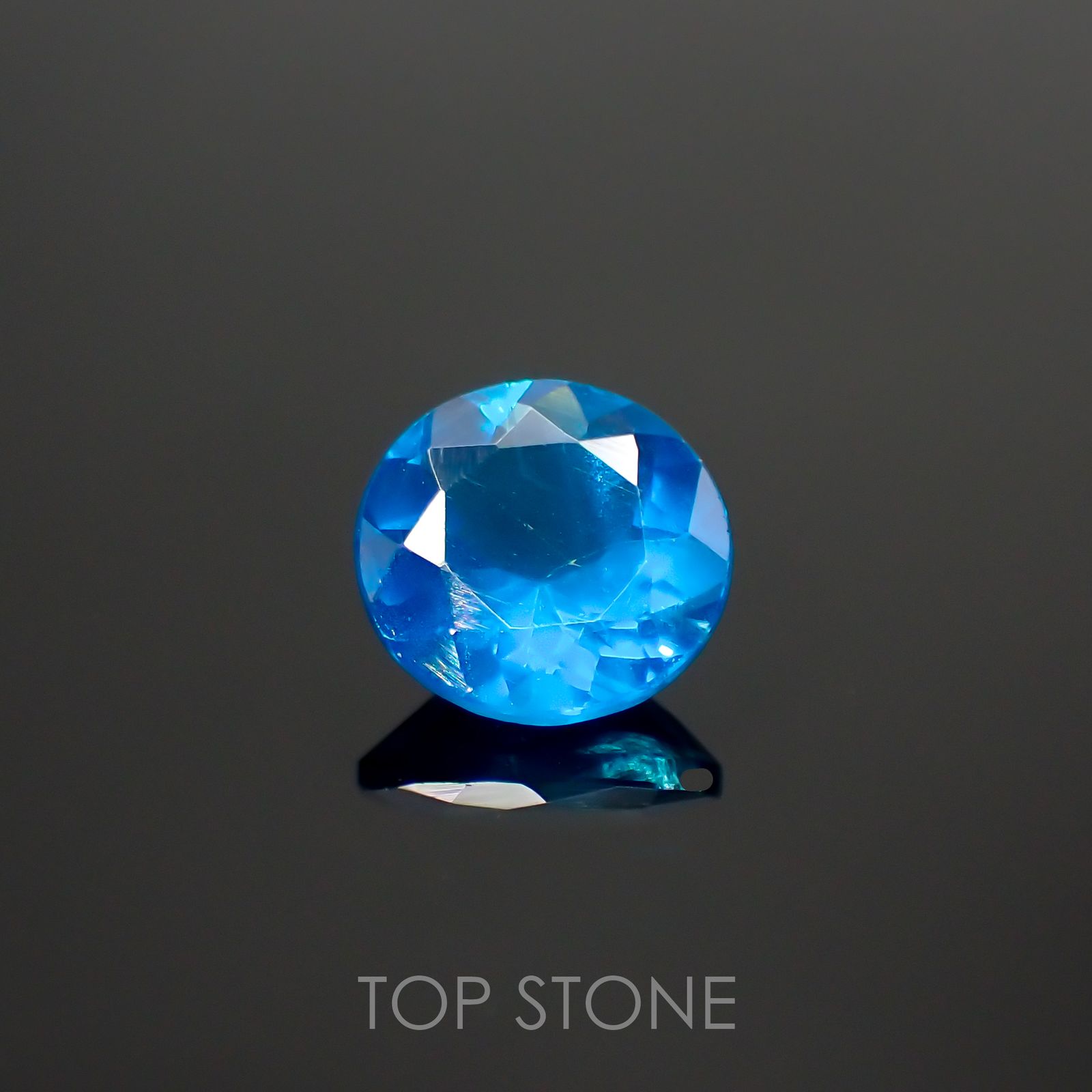 ネオンブルーアパタイト(宝石名アパタイト) マダガスカル産 1.18ct 識別済[210913051]6.9×6.9mm前後