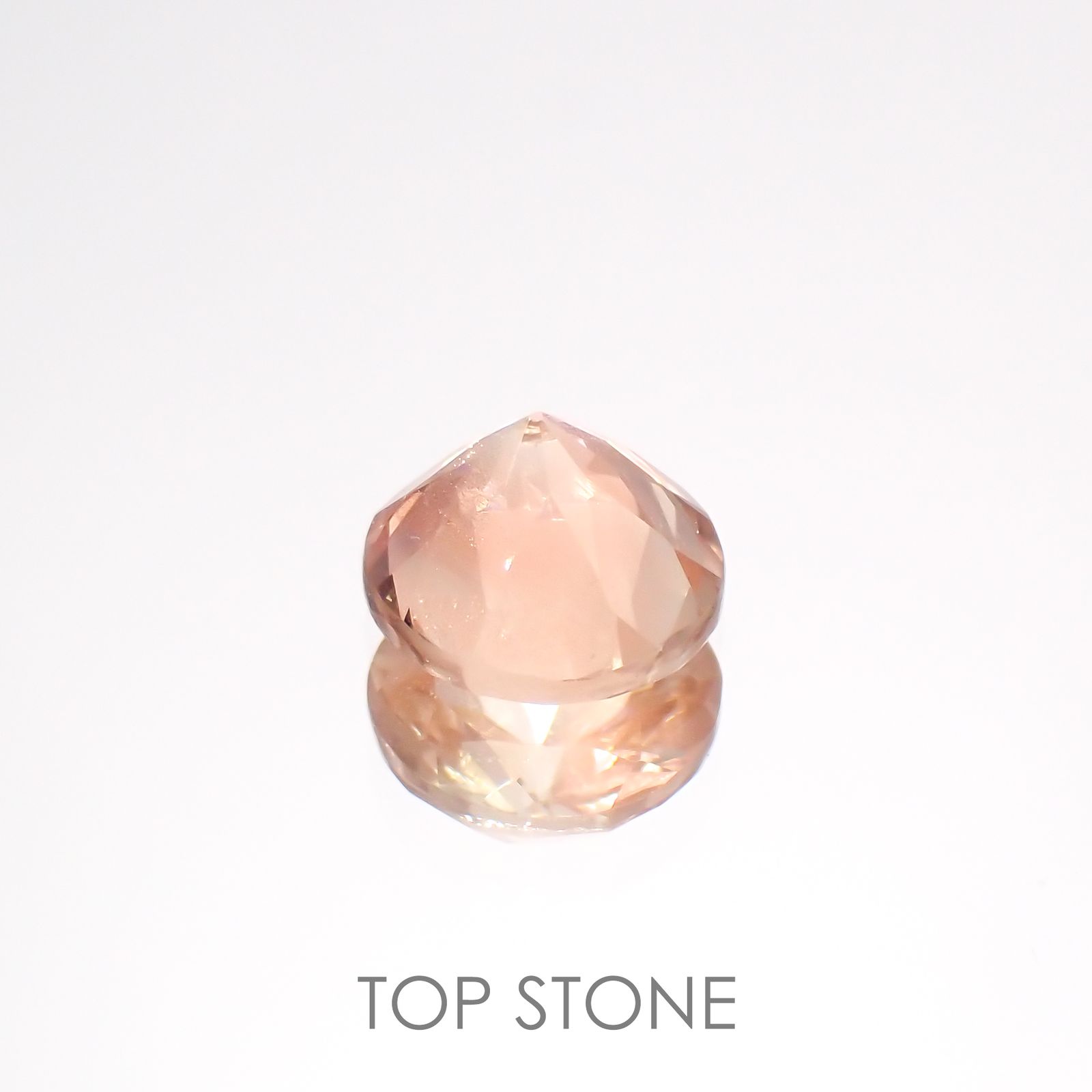オレゴンサンストーン(宝石名ラブラドライト)アメリカ・オレゴン州産 1.44ct 識別済[220114665]7.6x7.4mm前後