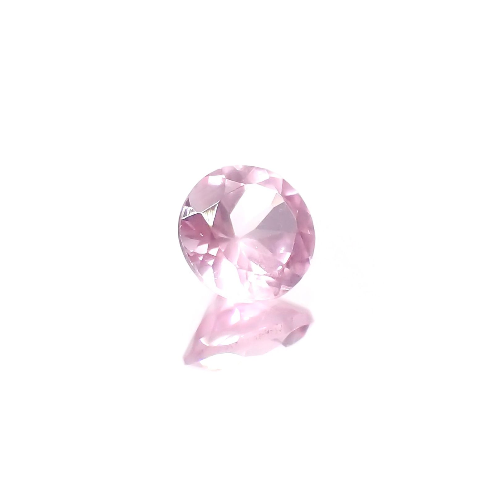 シルキーピンクスピネル タンザニア産 0.53ct / 5x5mm前後 [231224954]