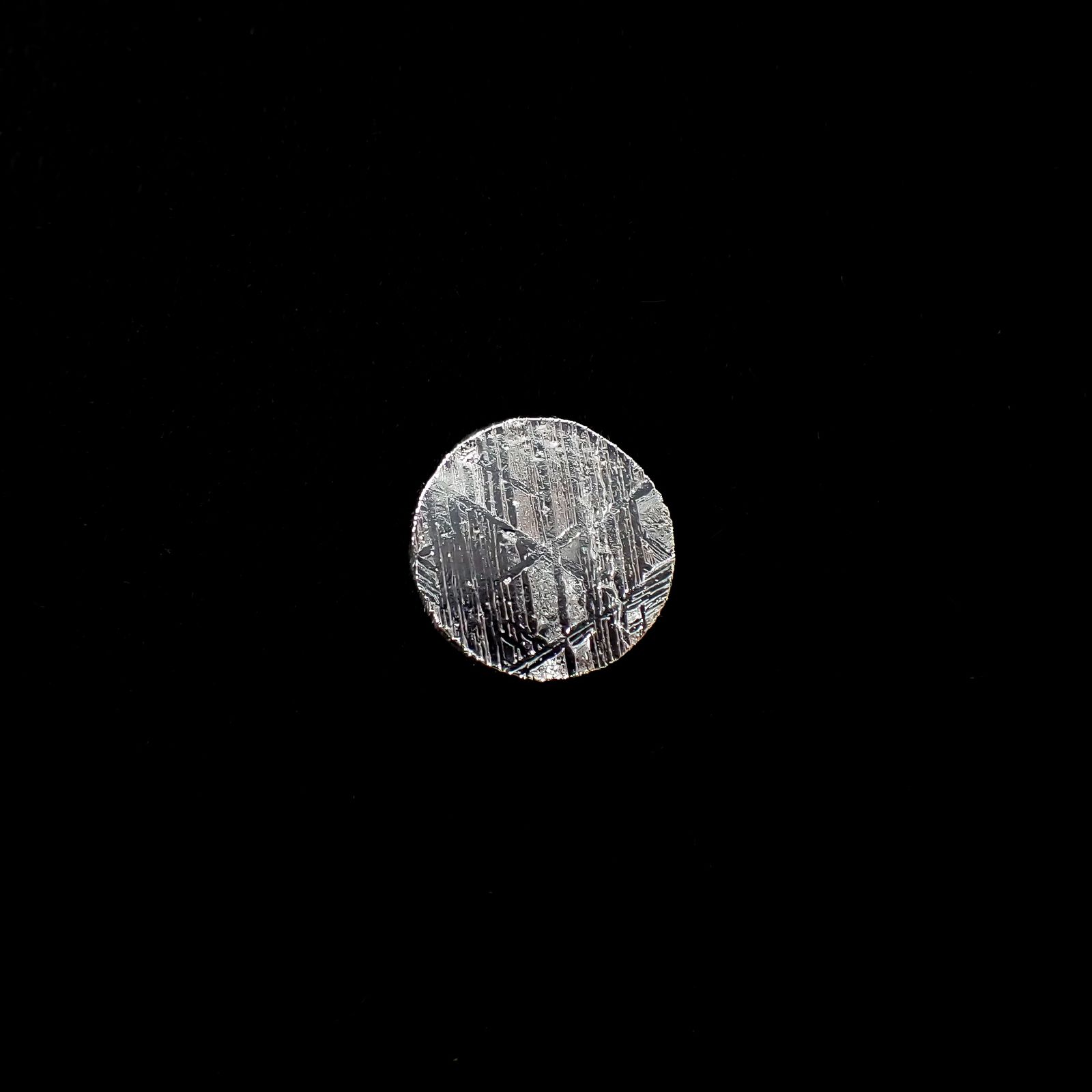 アルタイ隕石 発見地:中国 2.47ct[240125556]9.7x9.5mm前後