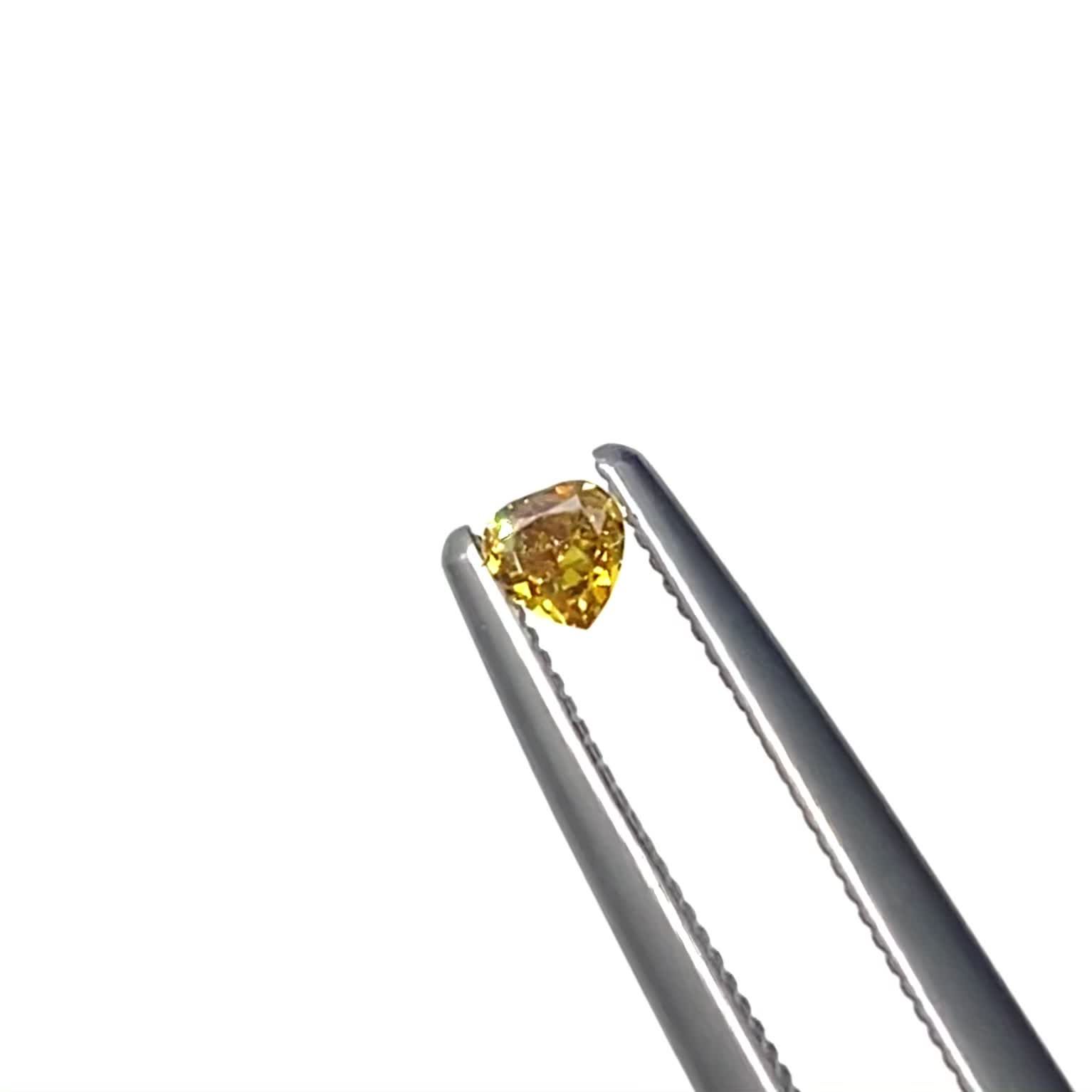 【日独ソーティング付き】ディープオレンジーイエローダイヤモンド イエローダイヤモンド I-1 | FANCY DEEP ORANGE YELLOW(宝石名