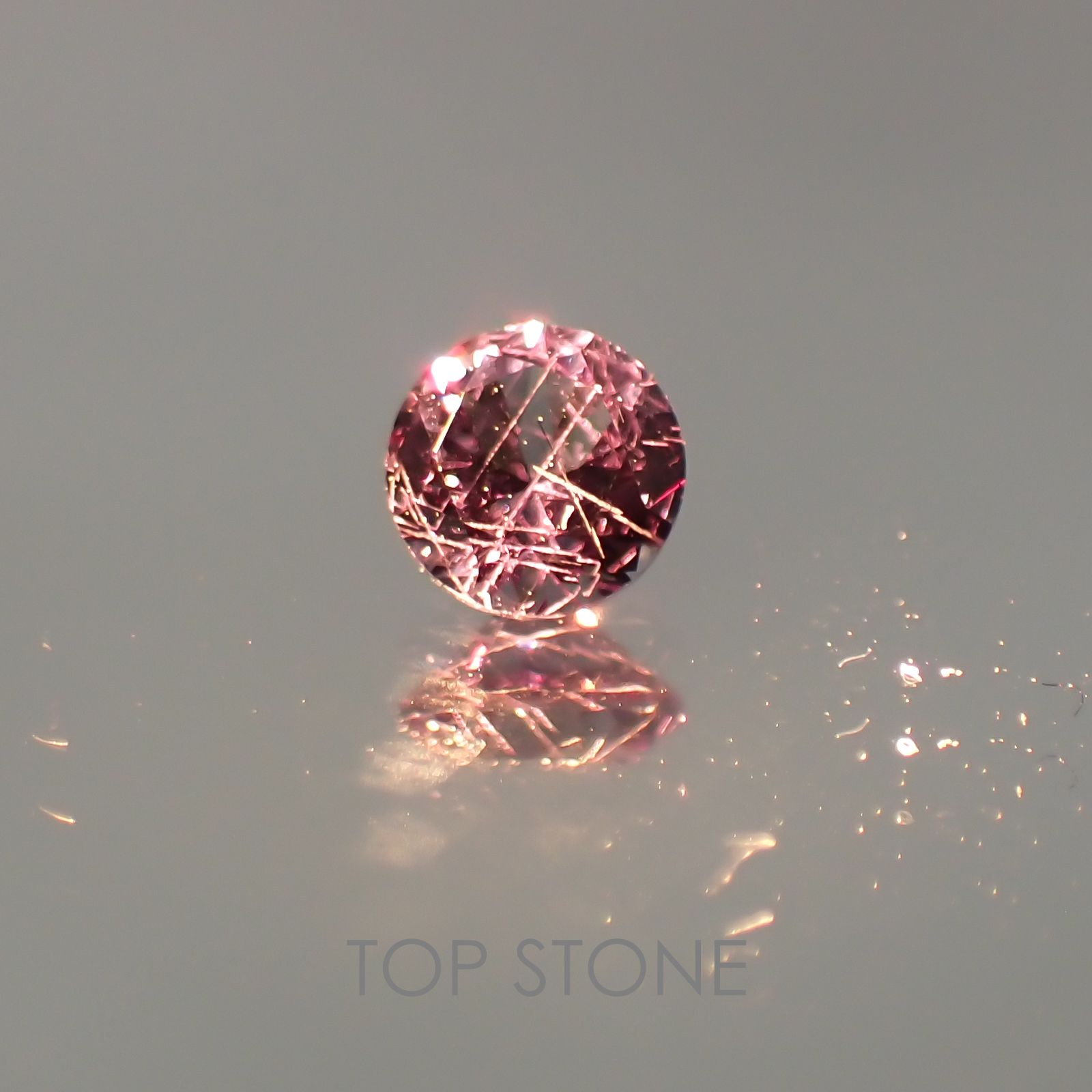 カラーチェンジガーネット(アレキタイプ) マダガスカル・ベキリー産 ルース 0.22ct[21059879]3.6×3.6mm前後