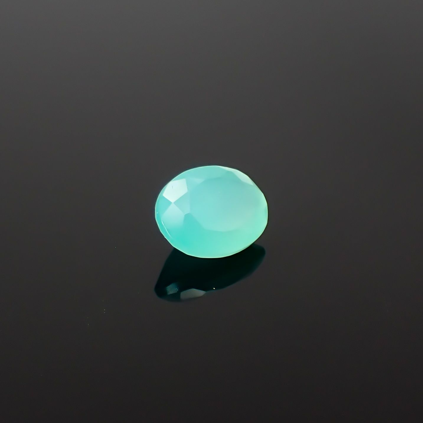 アクアプレーズ 南アフリカ産 1.17ct / 8.1x6.2mm前後 [260432018]