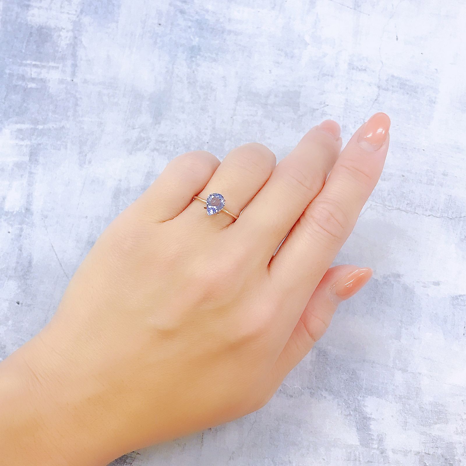 バイカラータンザナイト(宝石名タンザナイト)タンザニア産 1.20ct 識別済[220917744]7.9x5.9mm前後