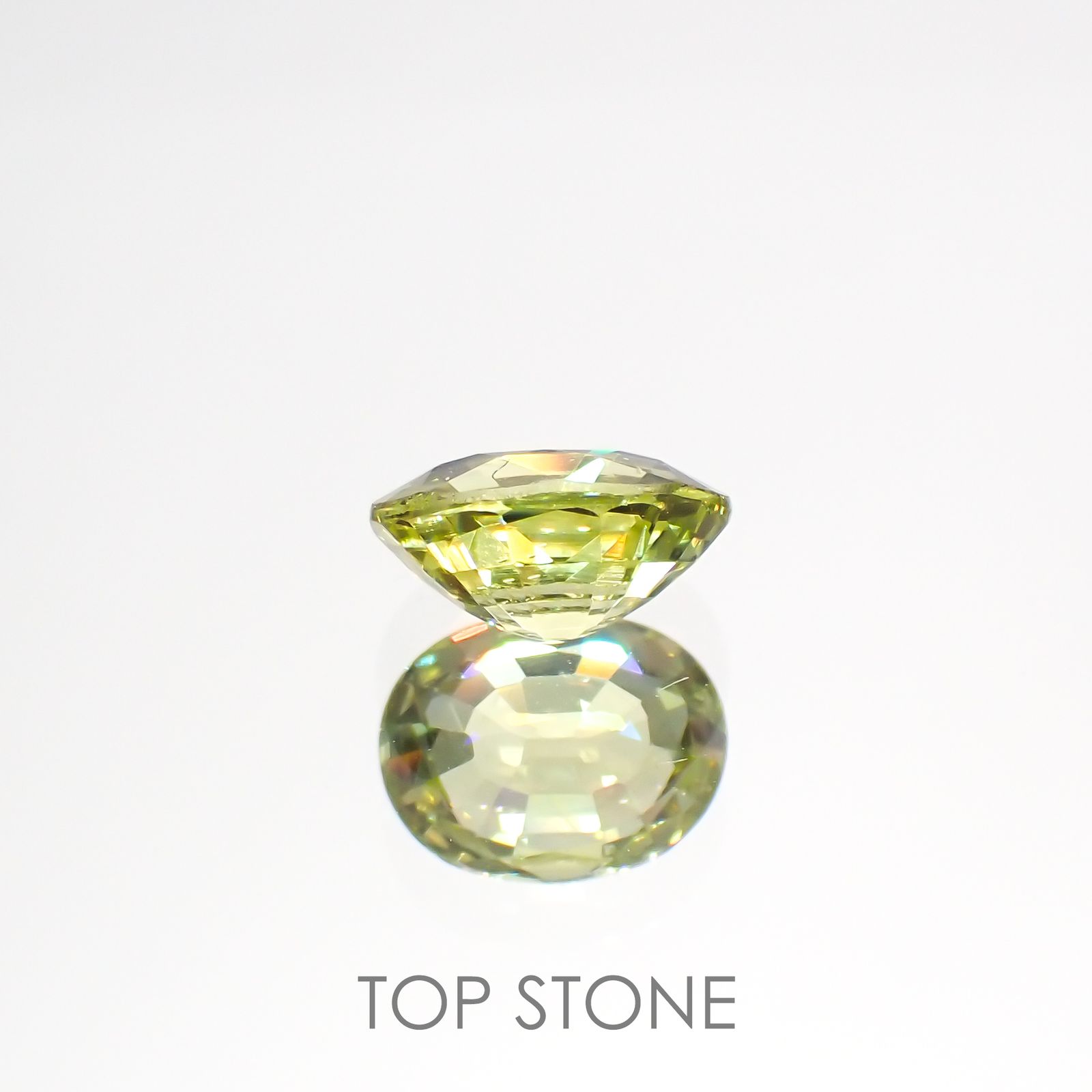 マリガーネット(宝石名グロッシュラー アンドラダイト・ガーネット)マリ共和国産 1.00ct 識別済[220115233]6.9x5.3mm前後