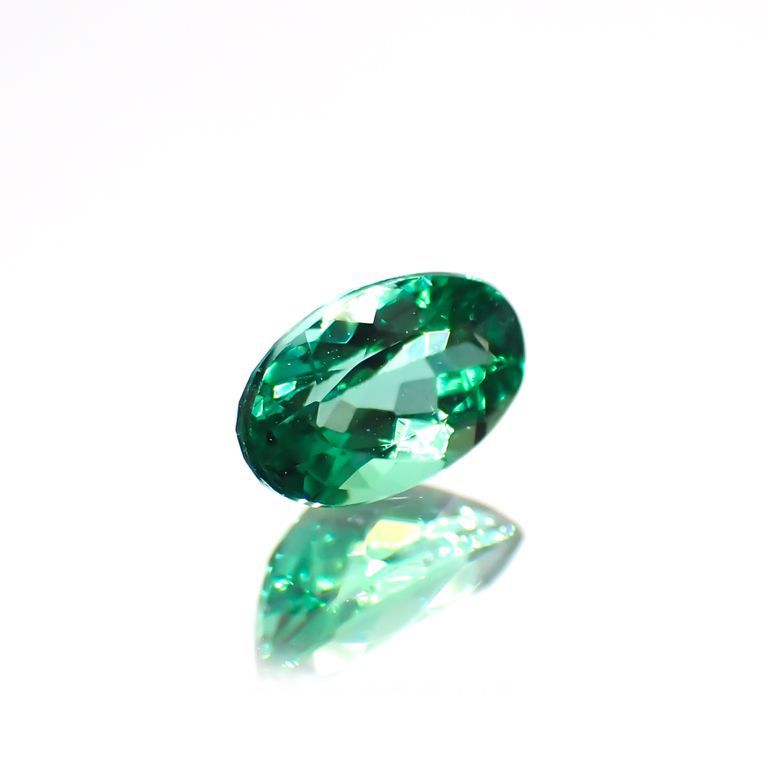 パライバトルマリン(宝石名トルマリン/別名パライバ・トルマリン)ブラジル・バターリャ鉱山産 0.39ct GIA鑑付[211113717]5.62x3.5mm前後