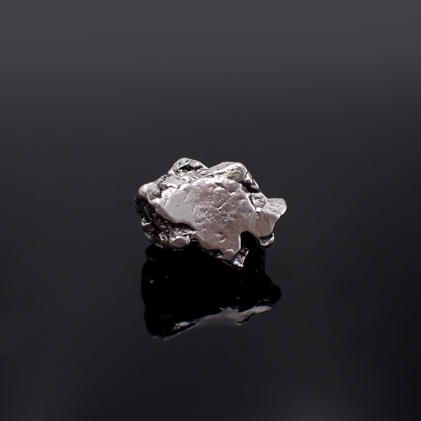 カンポ・デル・シエロ隕石 原石 発見地:アルゼンチン 141.59ct[240125513]26.1x19.9mm前後