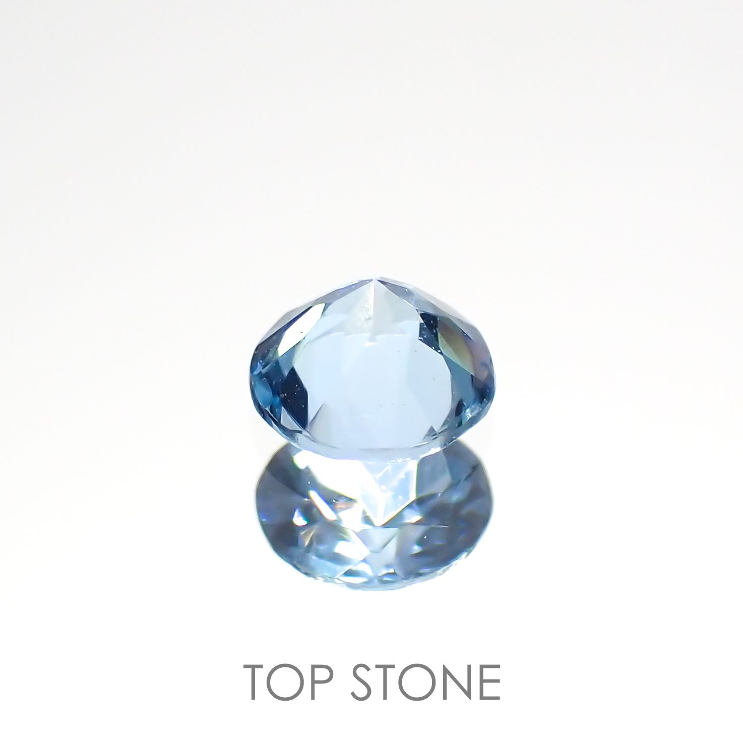 サンタマリアアクアマリン(宝石名アクアマリン)ブラジル産 0.22ct 識別済[220114675]4.1x4mm前後