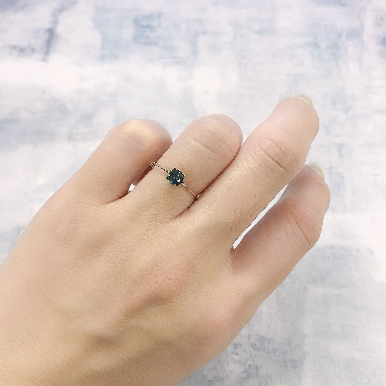 ラグーントルマリン アフガニスタン産 0.32ct [220114094]4.4x4.2mm前後