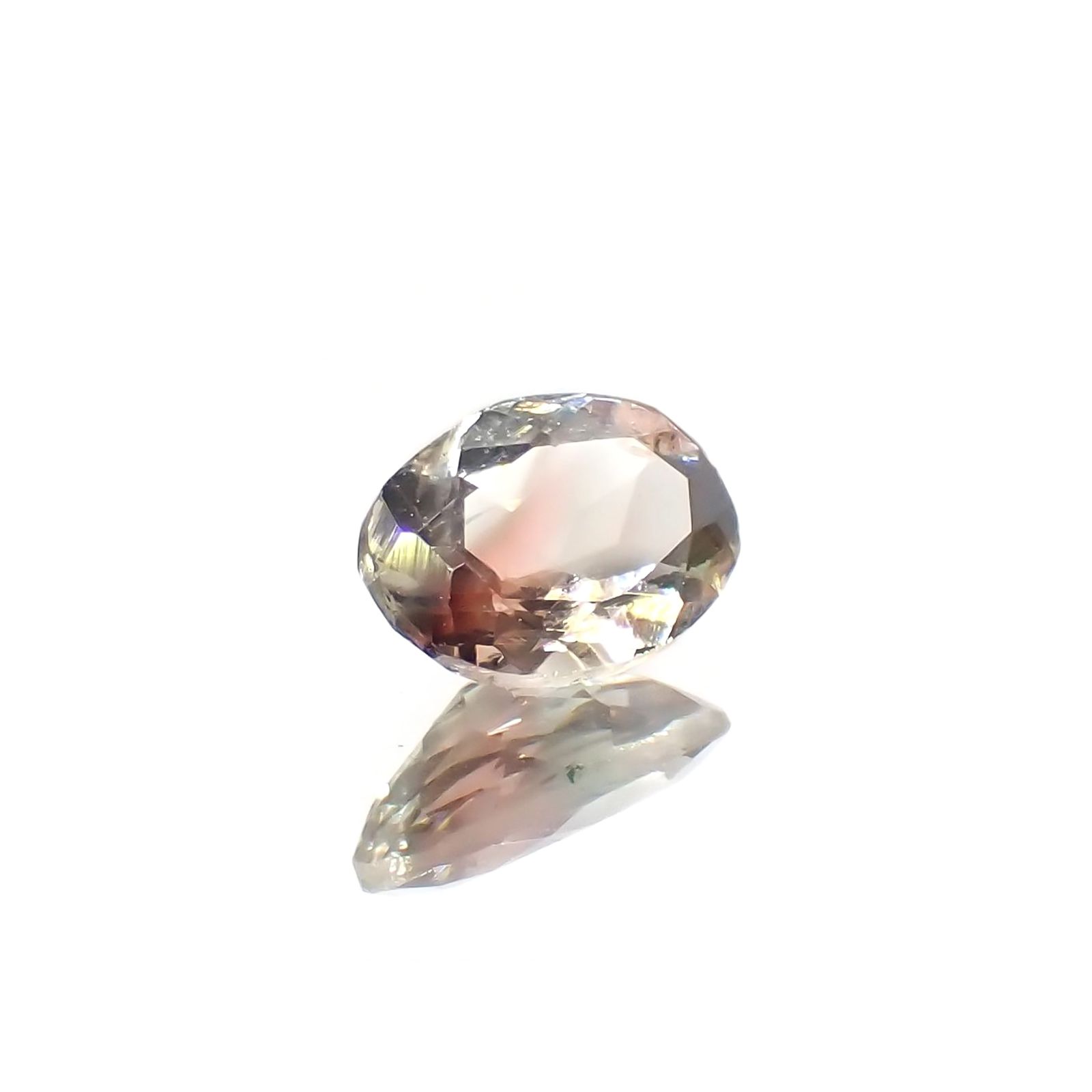 バイカラーアンデシン(宝石名アンデシン)チベット産 識別済 0.43ct / 6.4x4.2mm前後 [260320827]