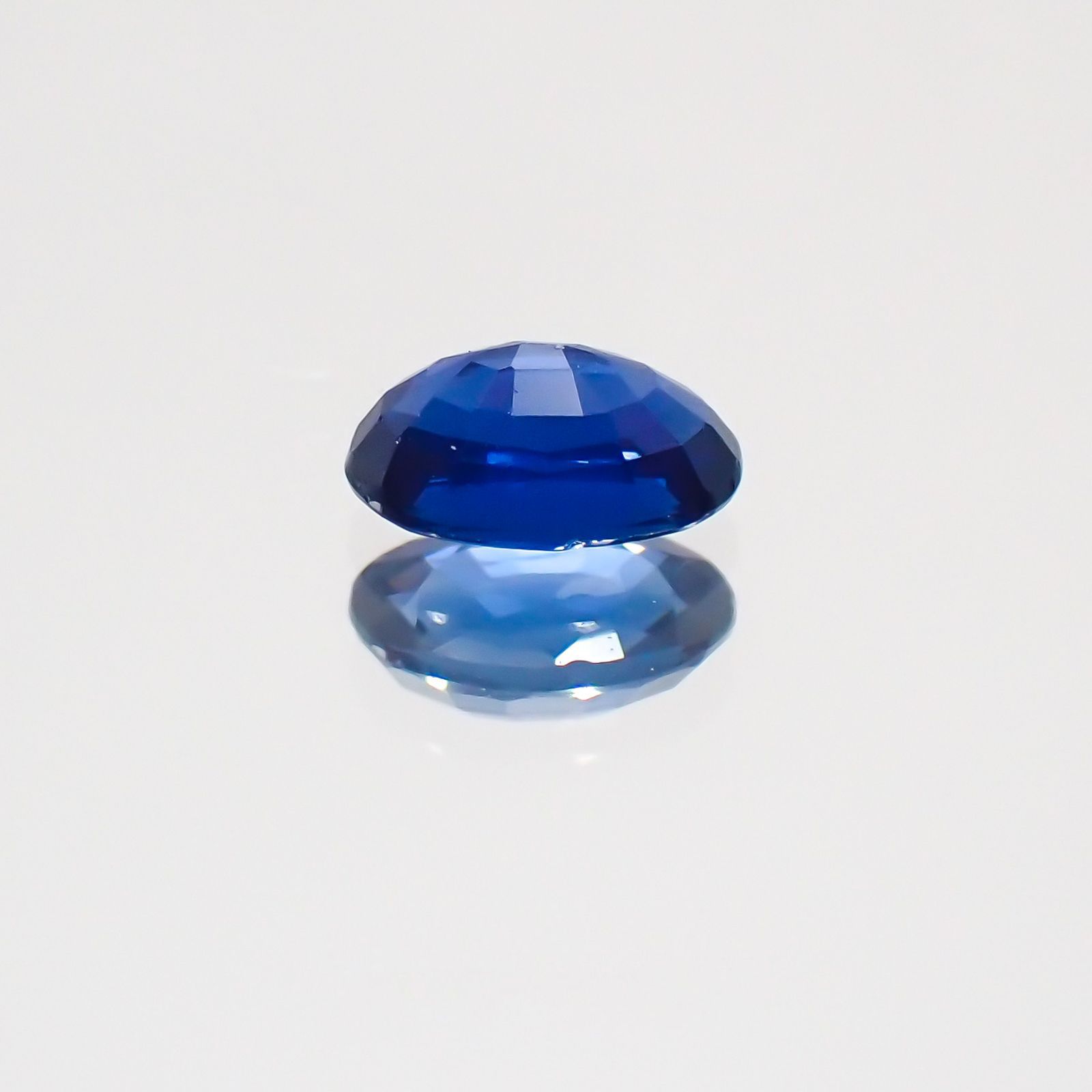 サファイア(宝石名サファイア) マダガスカル/スリランカ産 0.33ct 識別済[21038715]5×3.1mm前後