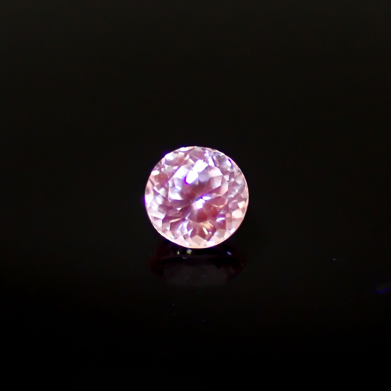 クンツァイト アフガニスタン産 1.09ct[231224779]6.1x6.1mm前後