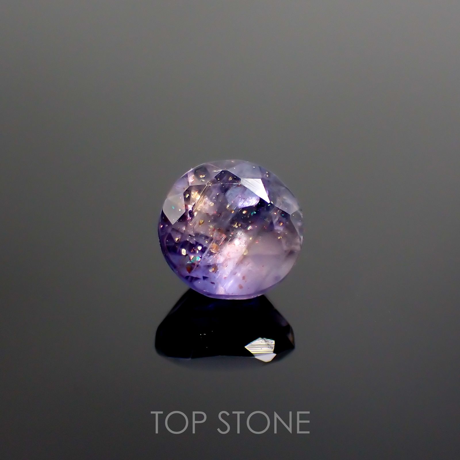 ブラッドショットアイオライト インド産 ルース 0.79ct[201812386]5.7×5.7mm前後
