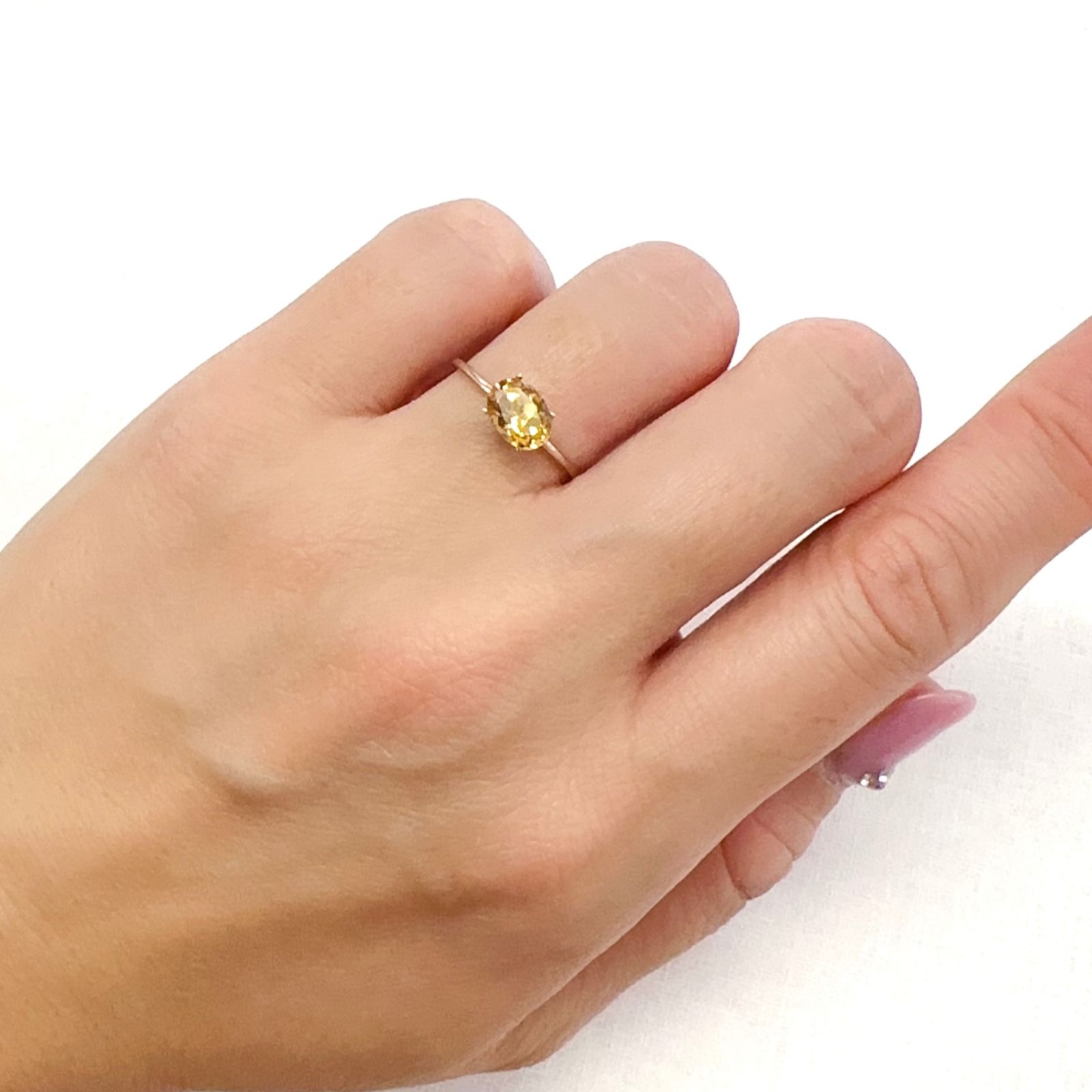 インペリアルガーネット(宝石名ヘソナイト・ガーネット)スリランカ産 1.03ct 識別済[231224369]6.9x5.1mm前後