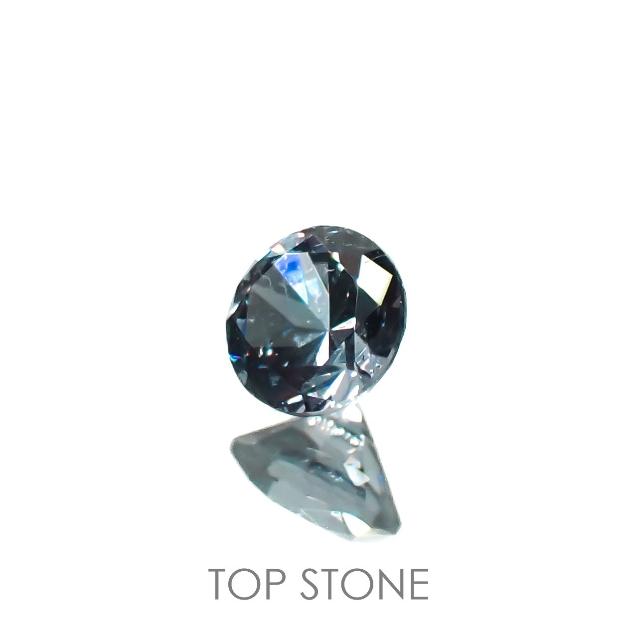 カラーチェンジガーネット アレキタイプ(宝石名ガーネット)マダガスカル・ベキリー産 0.17ct 識別済[221219424]3.2x3.2mm前後
