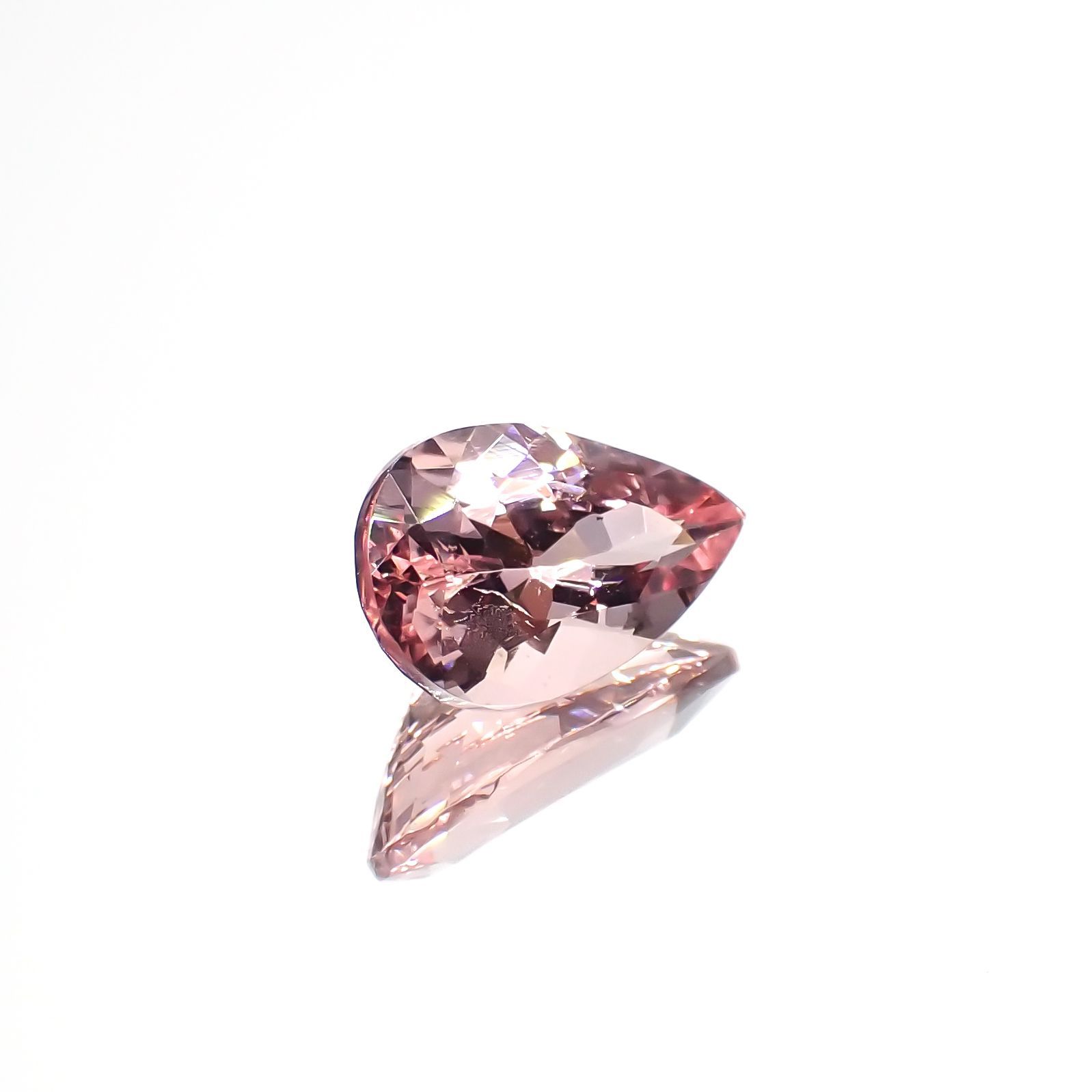 モルガナイト(宝石名モルガナイト)ナイジェリア産 2.292ct ソ付(彩珠)[221018878]11.9x7.4mm前後