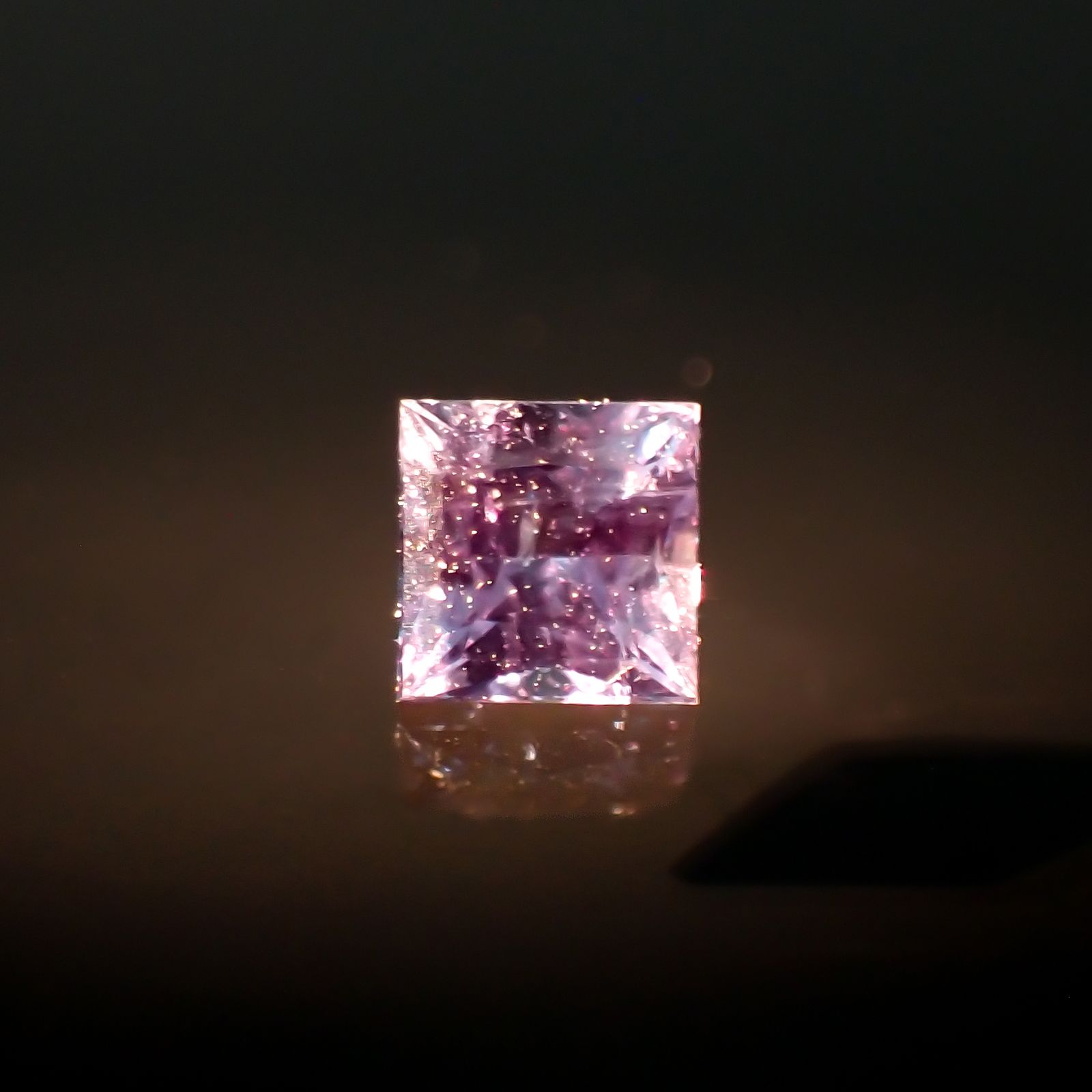 ◇プリンセスカット◇アレキサンドライト ブラジル産 0.092ct[230522060]2.4x2.4mm前後