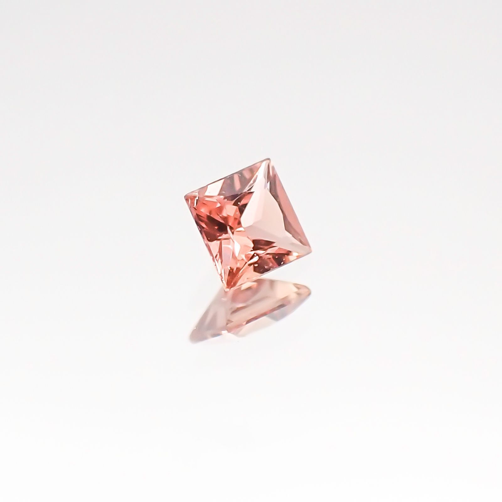 ◇プリンセスカット◇パパラチャサファイア スリランカ産 ルース 0.11ct ソーティング付き[20106953]2.66×2.65mm前後