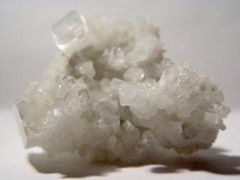 hydroxyapophyllite-(K)