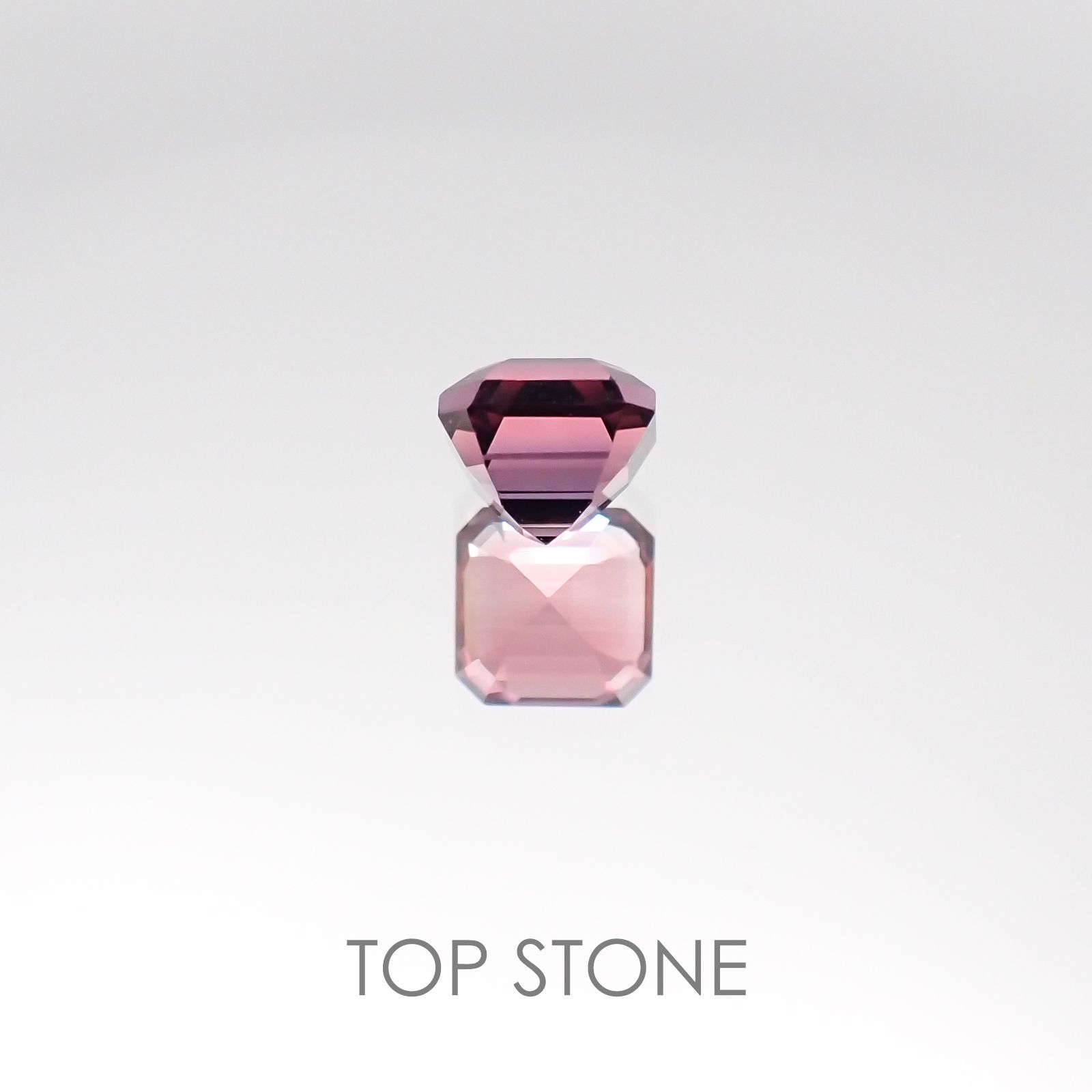 バイカラートルマリン ブラジル産 ルース 0.87ct[20095679]5.1×5mm前後