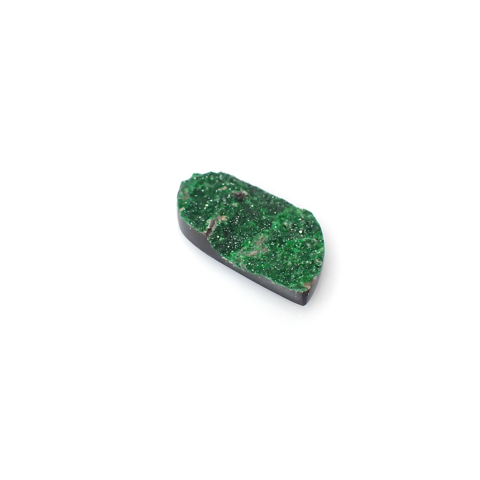 ウバロバイト 原石 ロシア産 9.01ct[240326441]25.6x11.9mm前後
