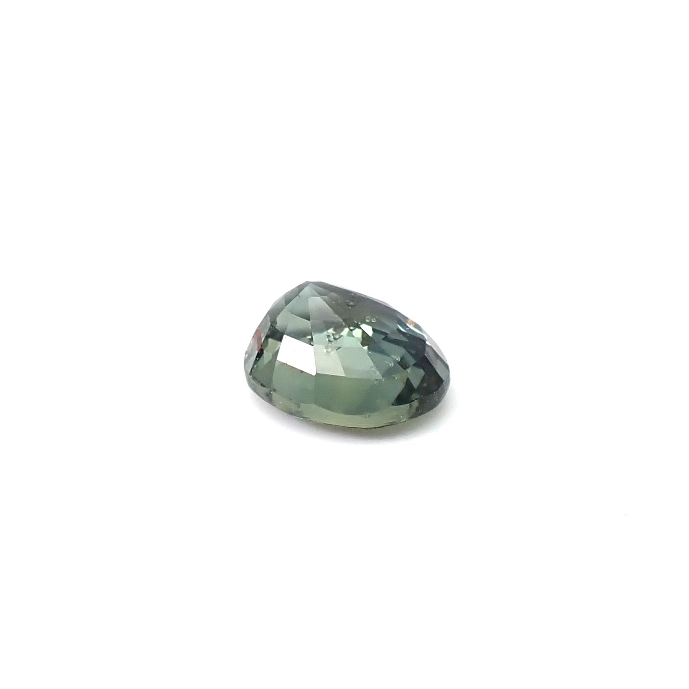 サファイア(宝石名サファイア) マダガスカル/スリランカ産 識別済 1.32ct / 7x5.8mm前後 [260112474]