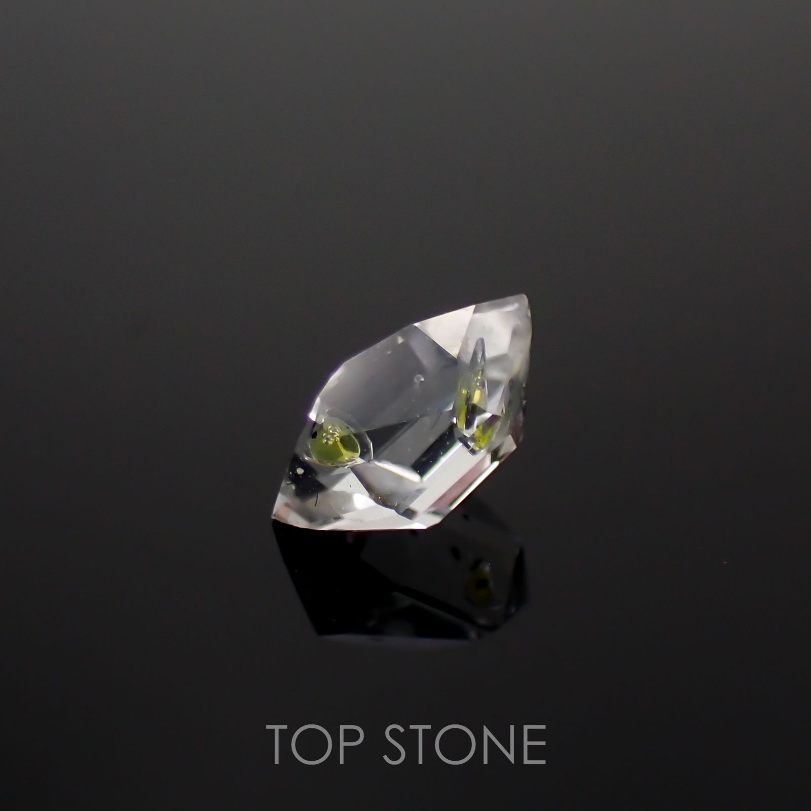 ◇カスタムカット◇オイルインクォーツ パキスタン産 0.60ct[221018542]7x4.4mm前後