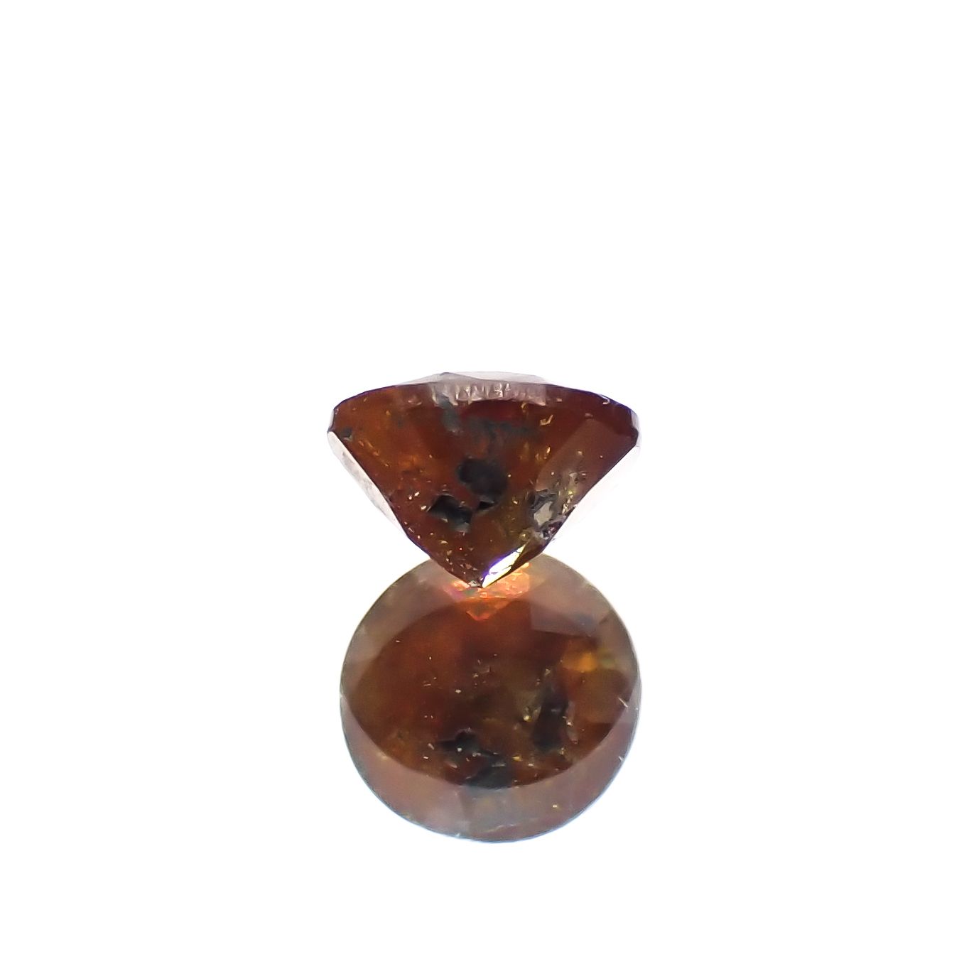レインボーガーネット 日本・奈良県天川村産 0.45ct[230521957]4.5x4.4mm前後