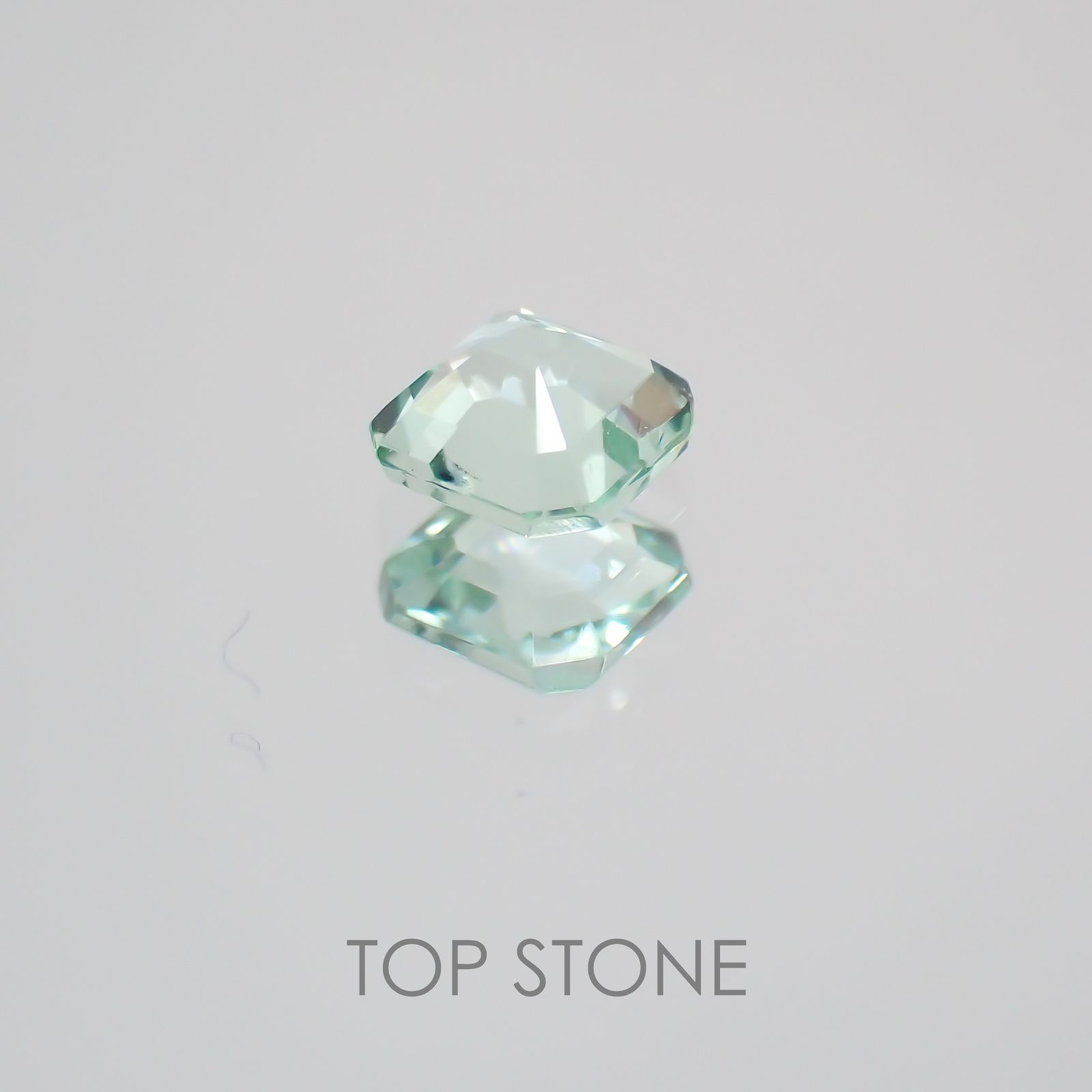 ミントベリル(グリーンベリル) ブラジル産 ルース 0.16ct[21069719]3.4×3.4mm前後