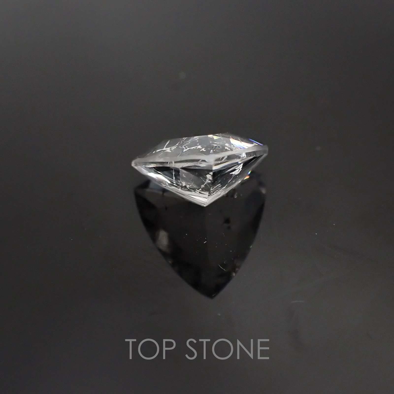 ハイアライトオパール(宝石名オパール) メキシコ産 1.05ct 識別済[20095266]8.2×8.4mm前後