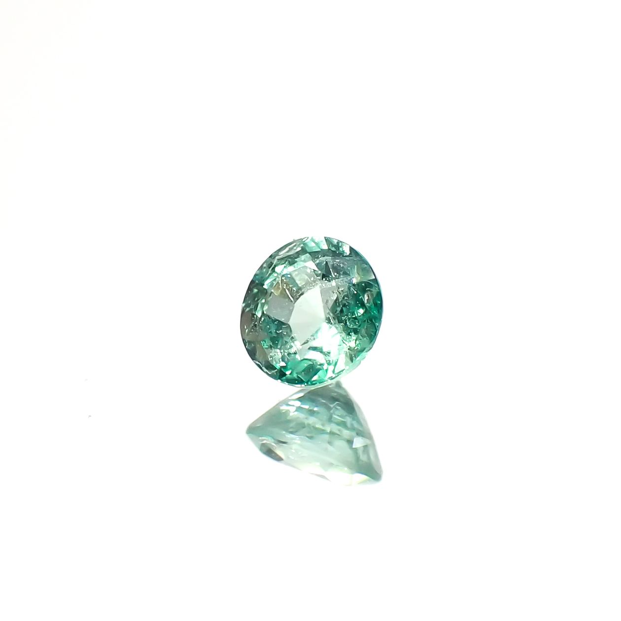 パステルカラーエメラルド コロンビア産 0.13ct[240225934]3.2x3.2mm前後