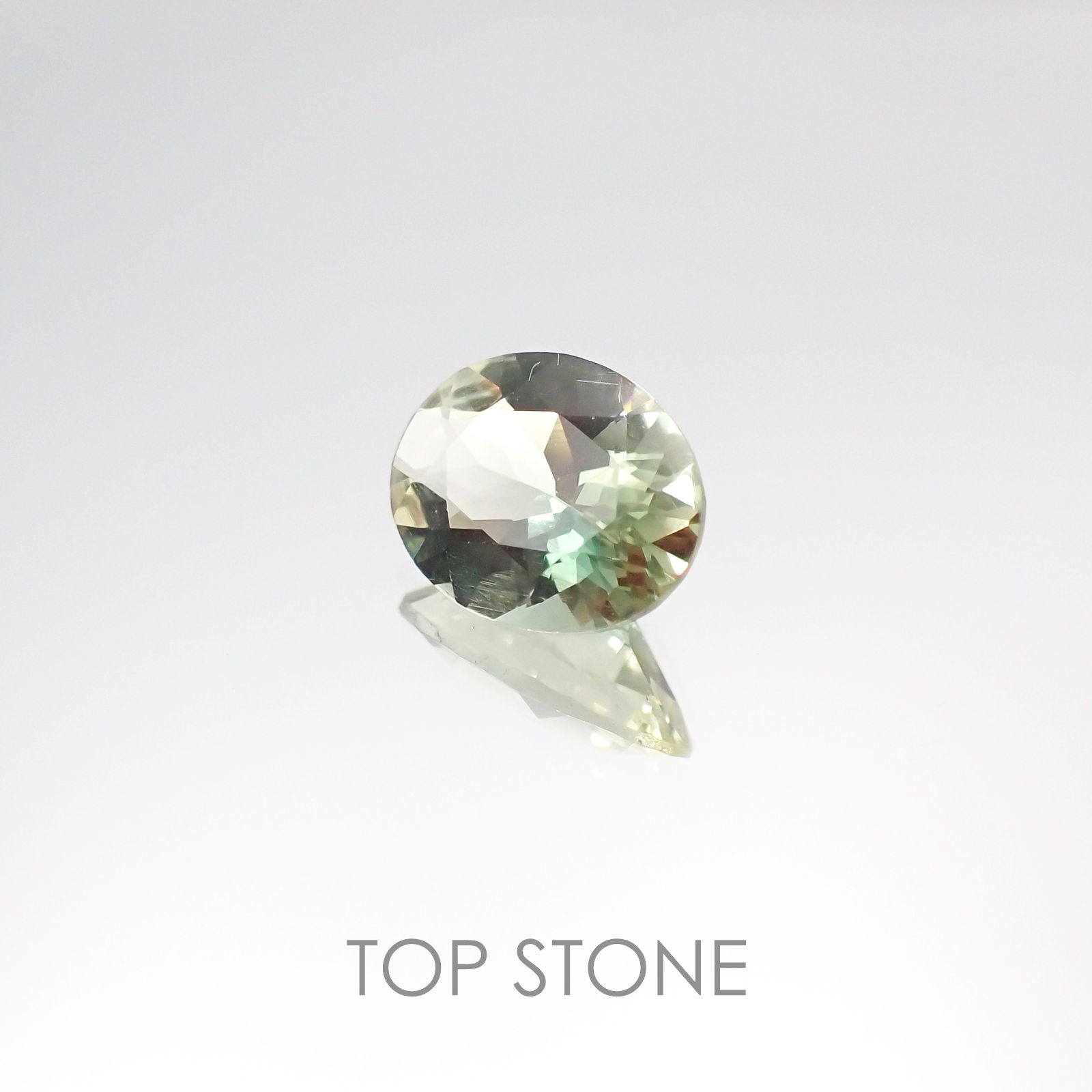 バイカラーオレゴンサンストーン アメリカ産 ルース 1.3ct[20106333]8.9×6.8mm前後