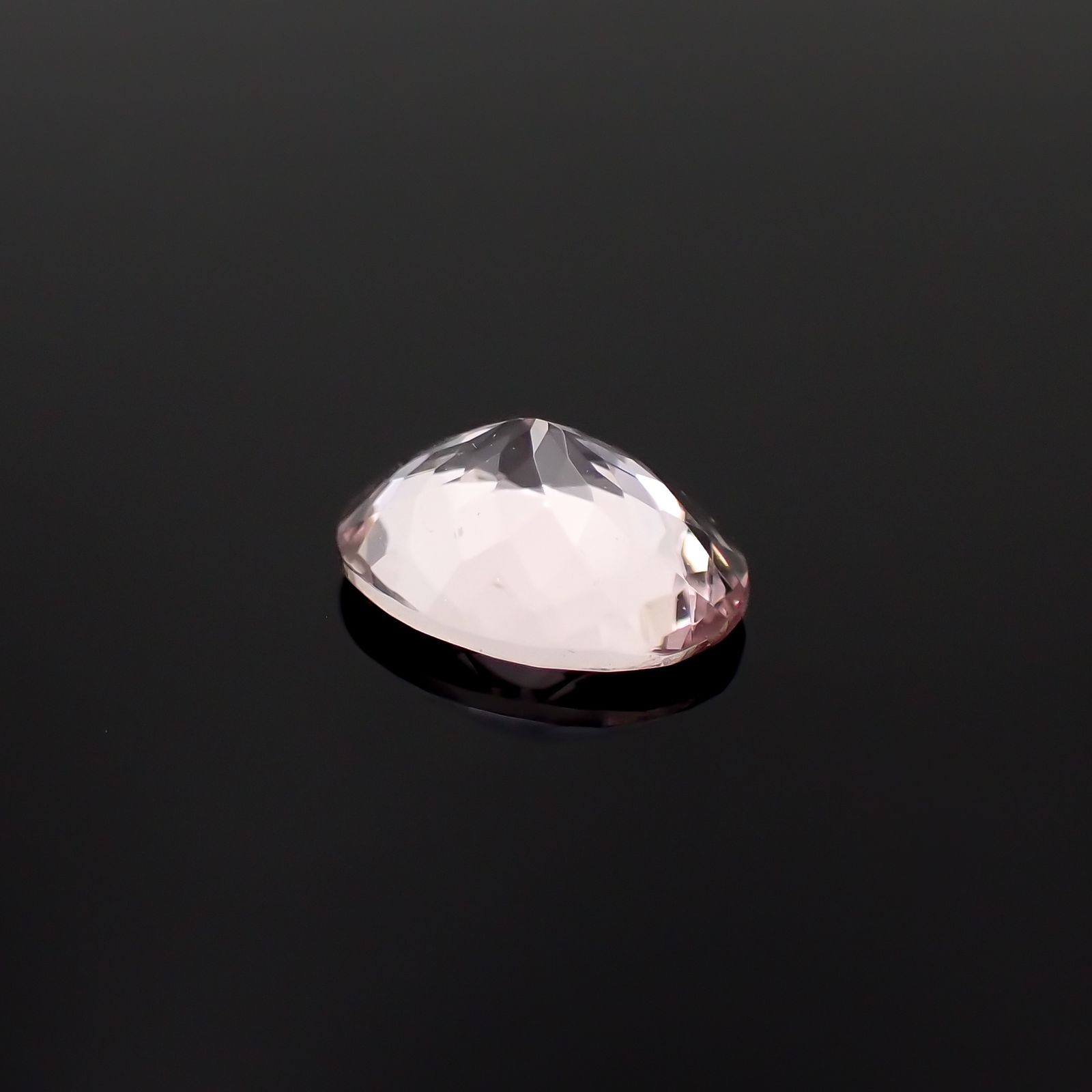 モルガナイト ブラジル産 1.04ct[230421787]8.1x6.2mm前後
