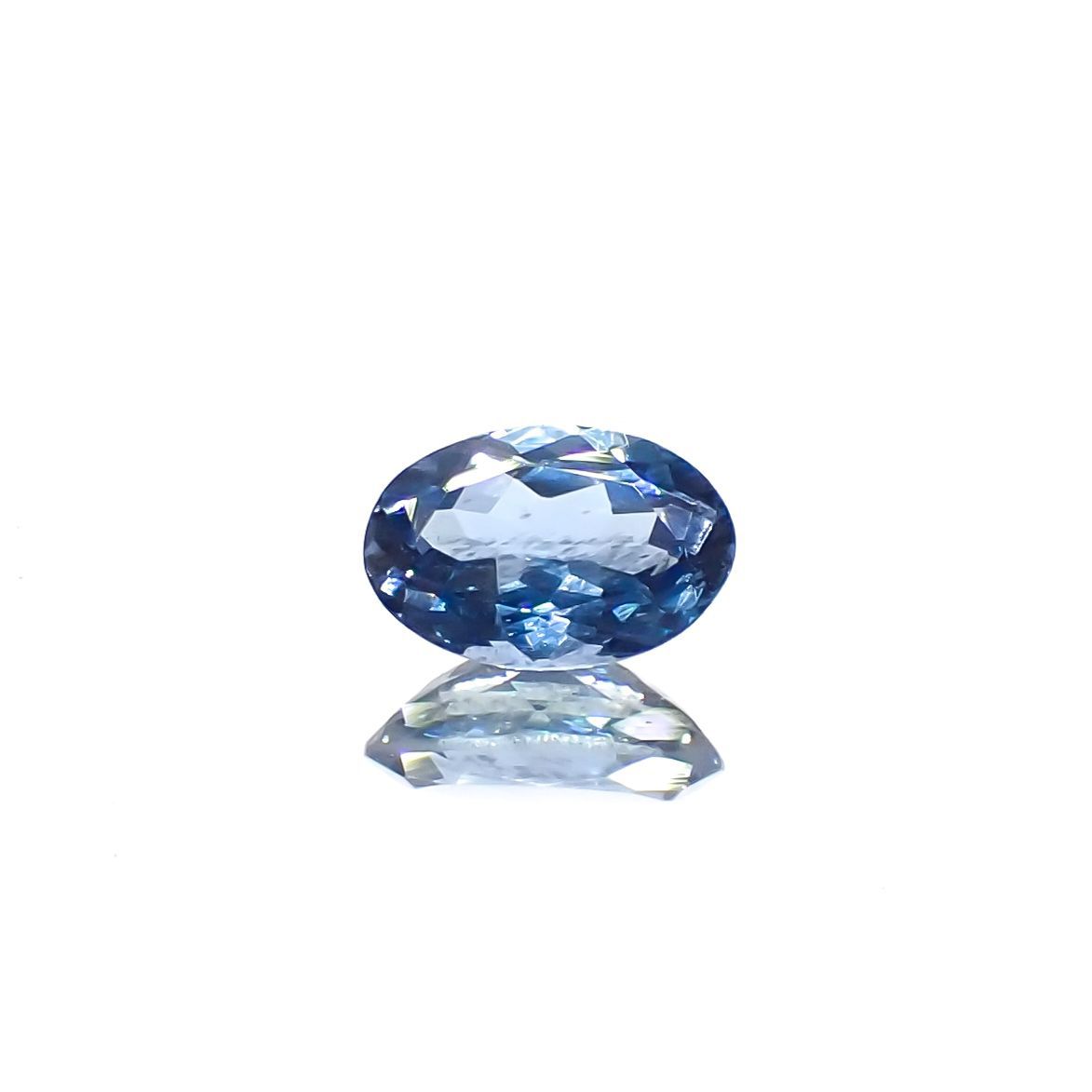 アクアマリン ナイジェリア産 0.38ct[230220740]6x3.9mm前後
