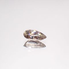 ダイアスポア(宝石名ダイアスポア)トルコ産 0.77ct 識別済[220516032]8.6x3.9mm前後