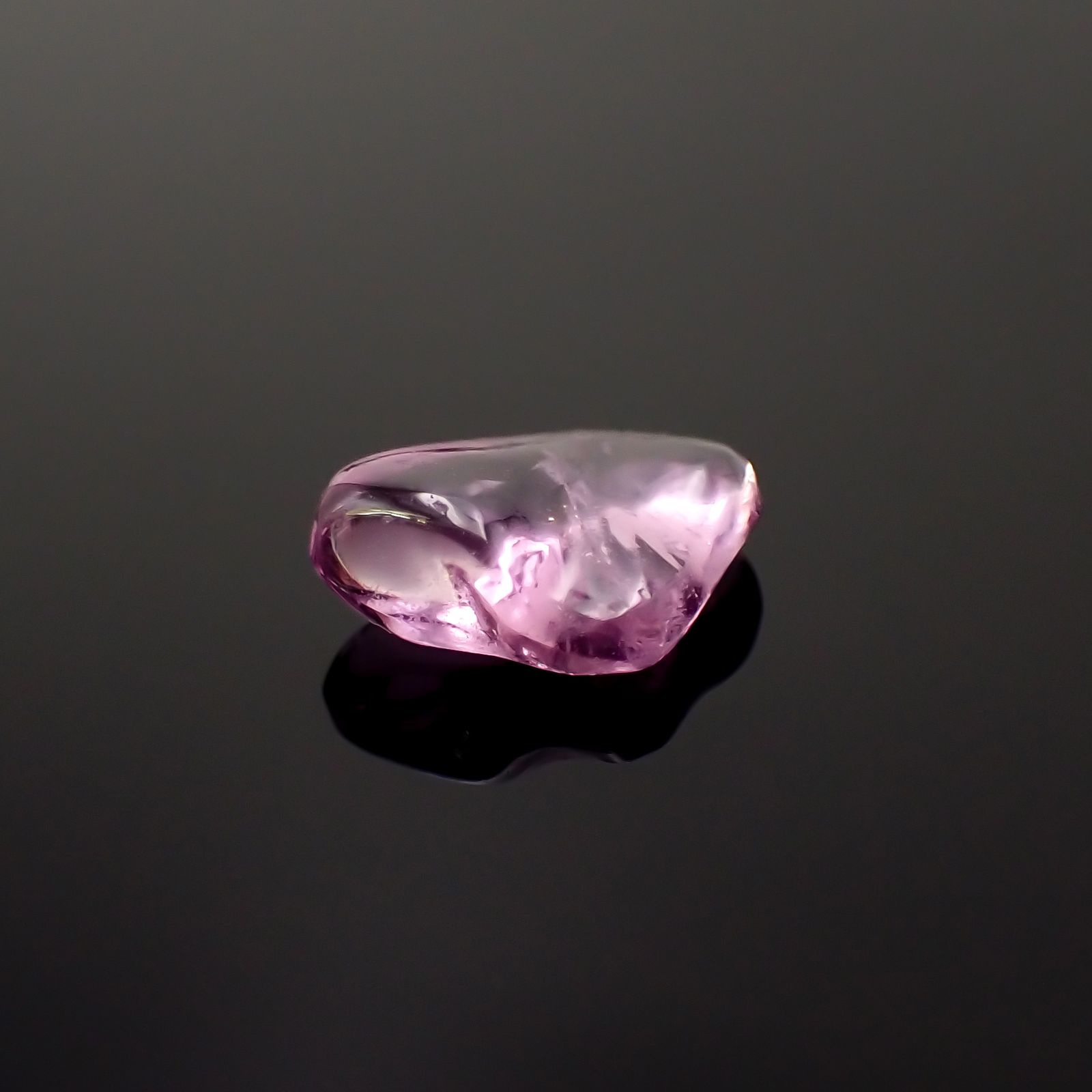 ◇フリーフォーム◇パープルピンクサファイア 非加熱 マダガスカル産 2.03ct[230722664]9.5x6.9mm前後