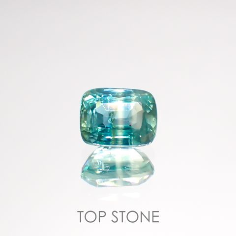 バイカラーカイヤナイト(宝石名カイヤナイト)ネパール産 1.39ct 識別済[220115371]6.6x5mm前後