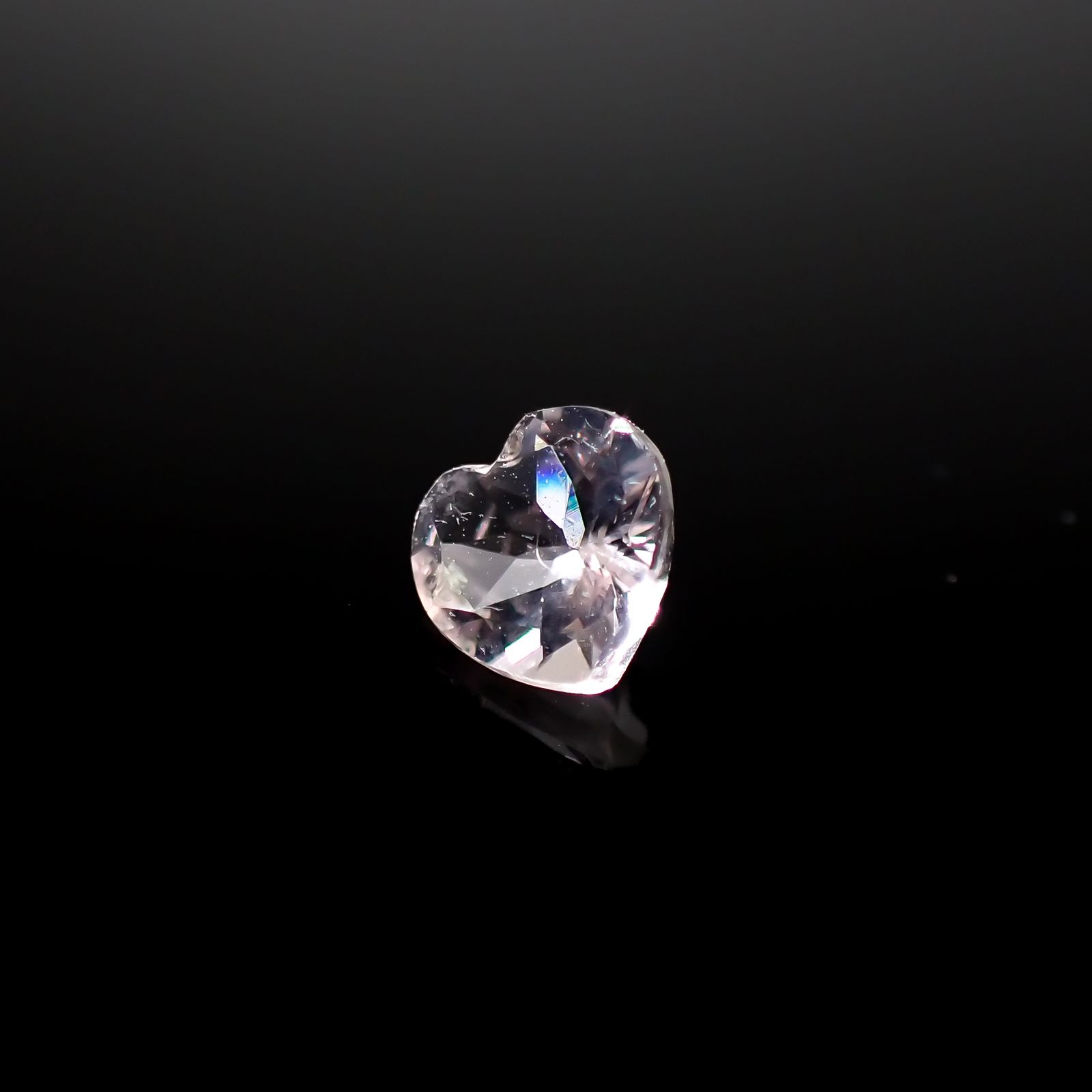 モルガナイト ナイジェリア産 0.46ct[240326780]5.3x5.2mm前後