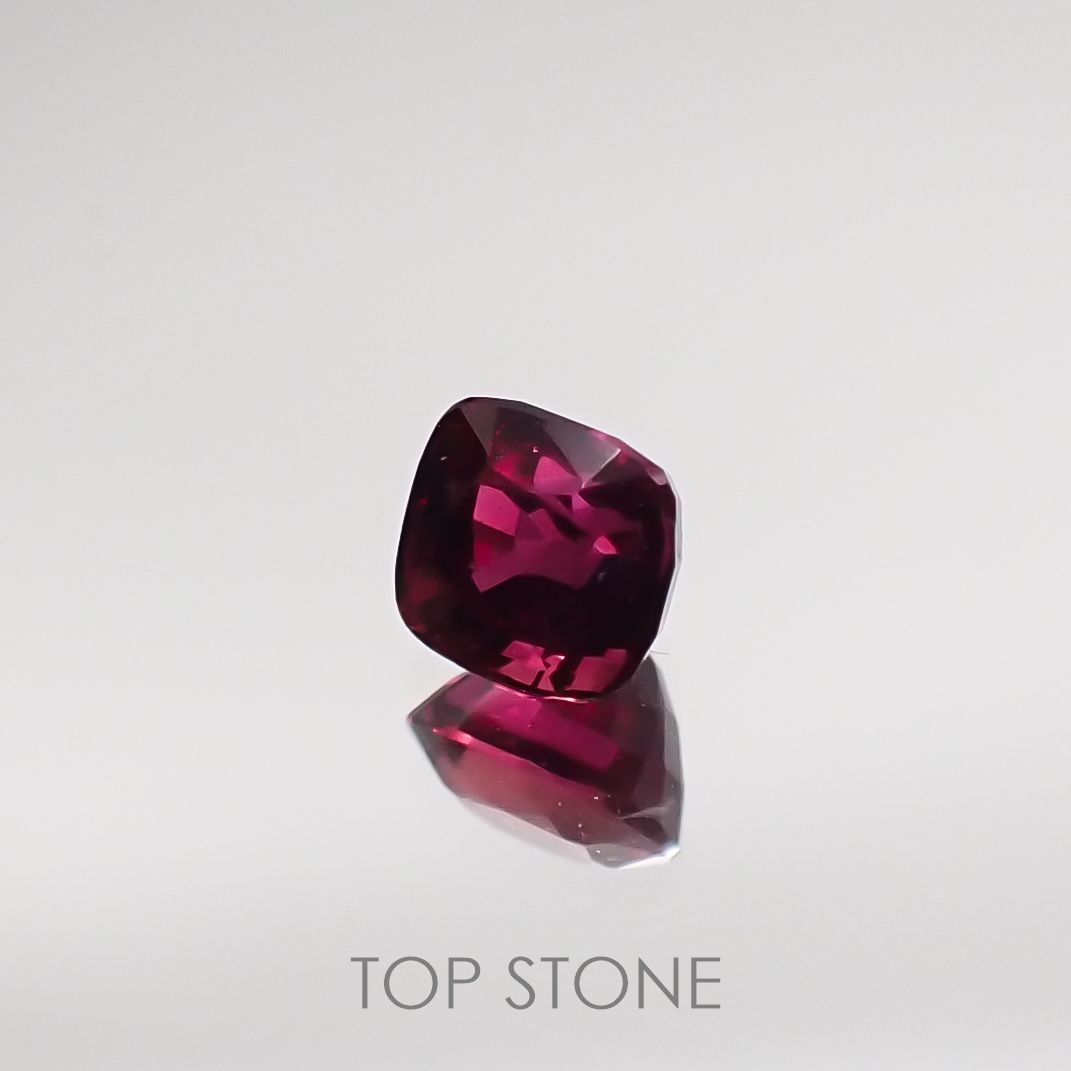 ルビー 非加熱 マダガスカル産 ルース 0.3ct[210711736]3.4×3.2mm前後